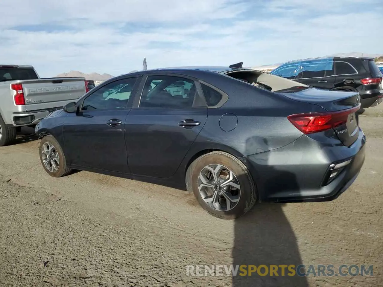 2 Photograph of a damaged car 3KPF24AD8LE217286 KIA FORTE 2020