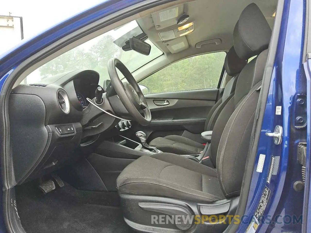 7 Photograph of a damaged car 3KPF24AD8LE223444 KIA FORTE 2020