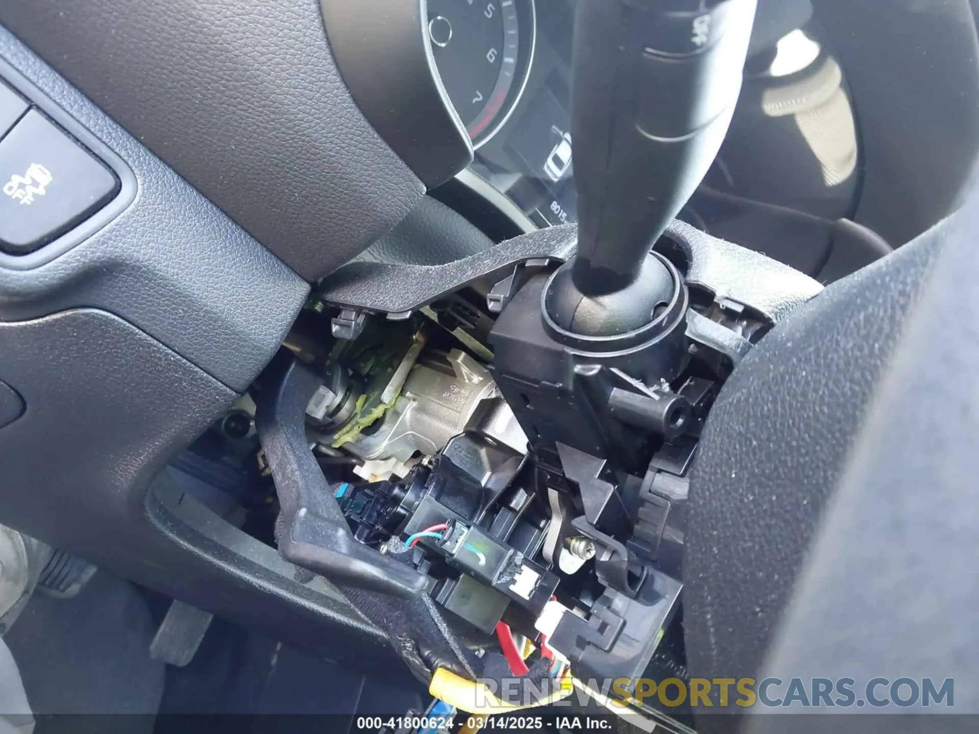 17 Photograph of a damaged car 3KPF24AD8LE223573 KIA FORTE 2020