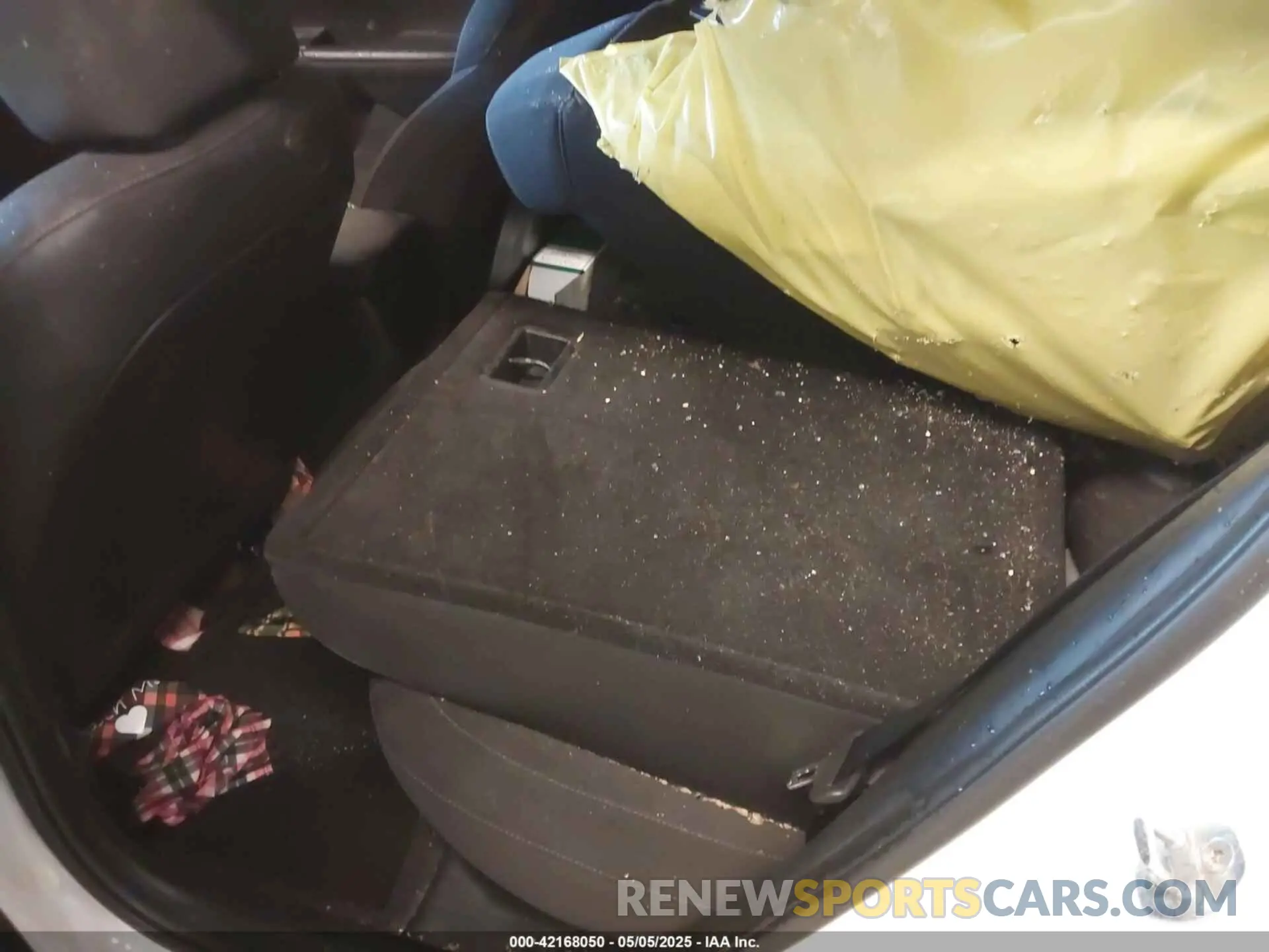 8 Photograph of a damaged car 3KPF24AD8LE233018 KIA FORTE 2020