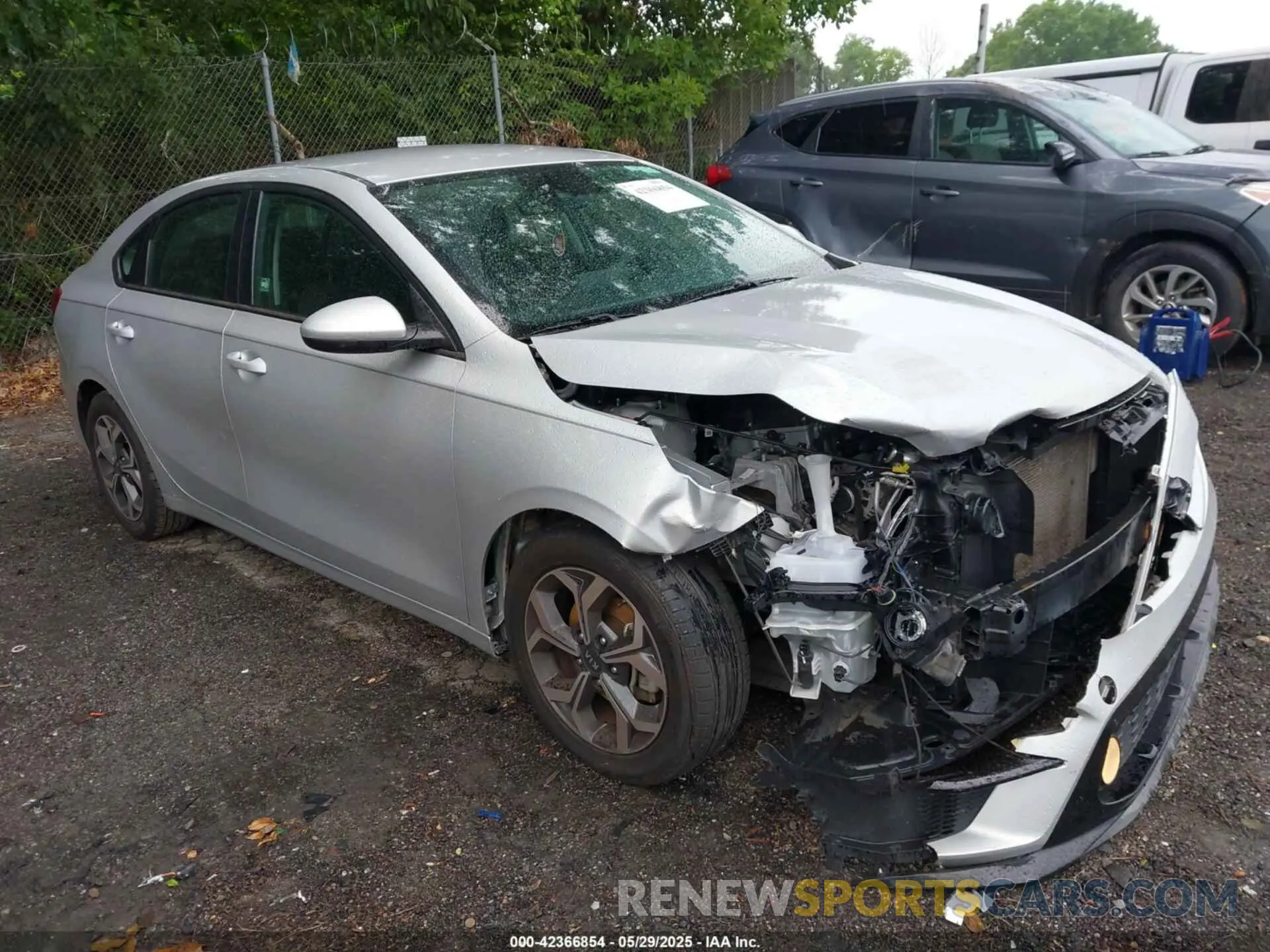 1 Photograph of a damaged car 3KPF24AD8LE234654 KIA FORTE 2020