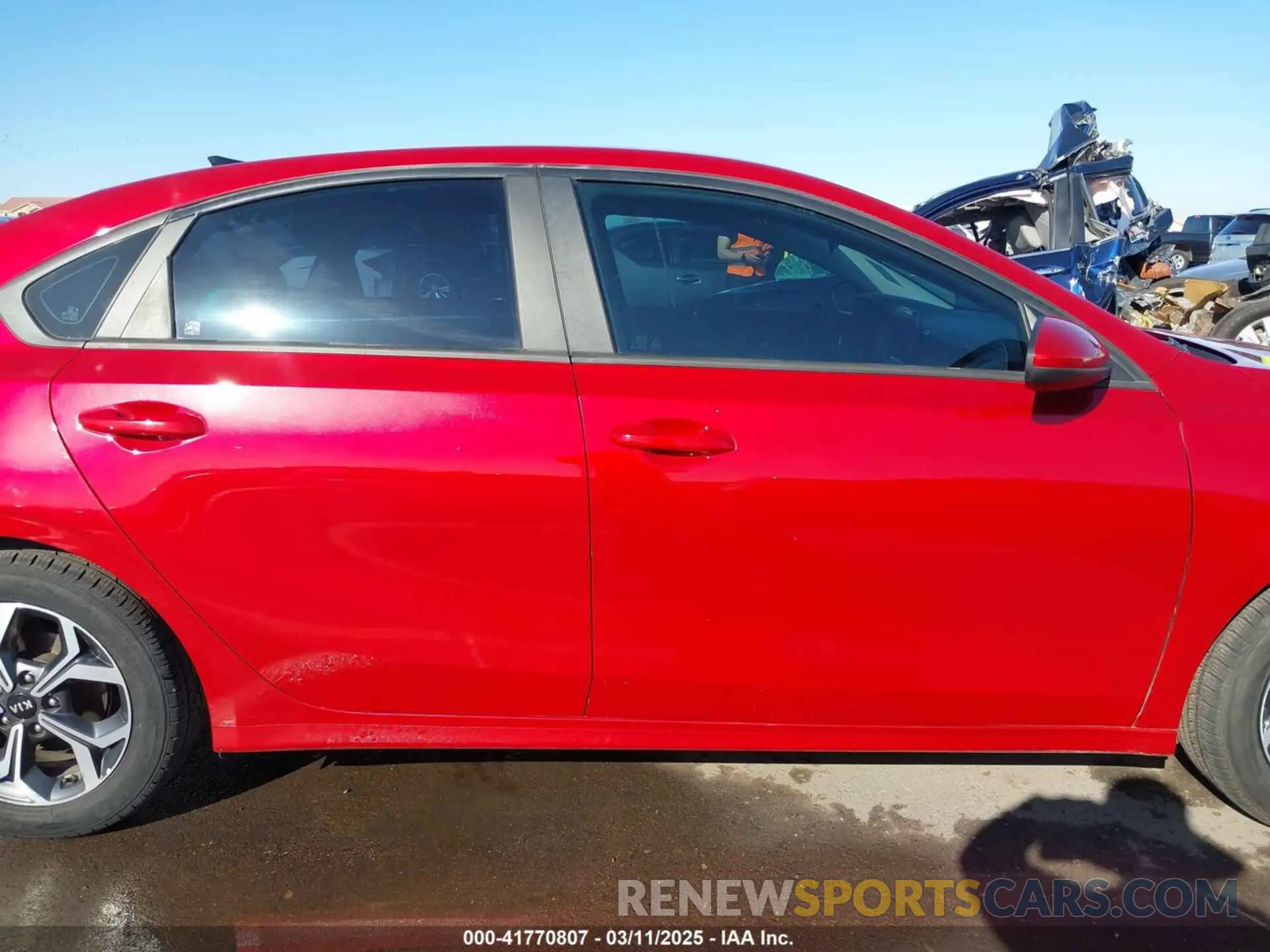 13 Photograph of a damaged car 3KPF24AD8LE237828 KIA FORTE 2020