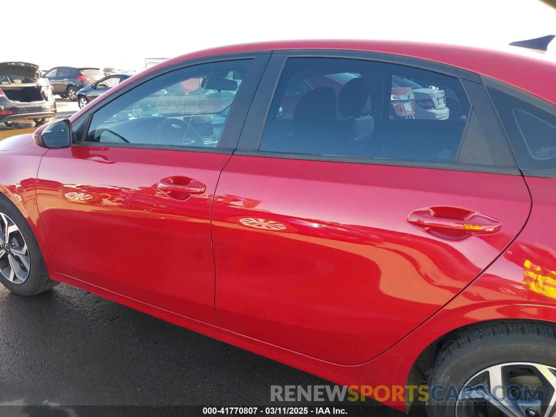14 Photograph of a damaged car 3KPF24AD8LE237828 KIA FORTE 2020