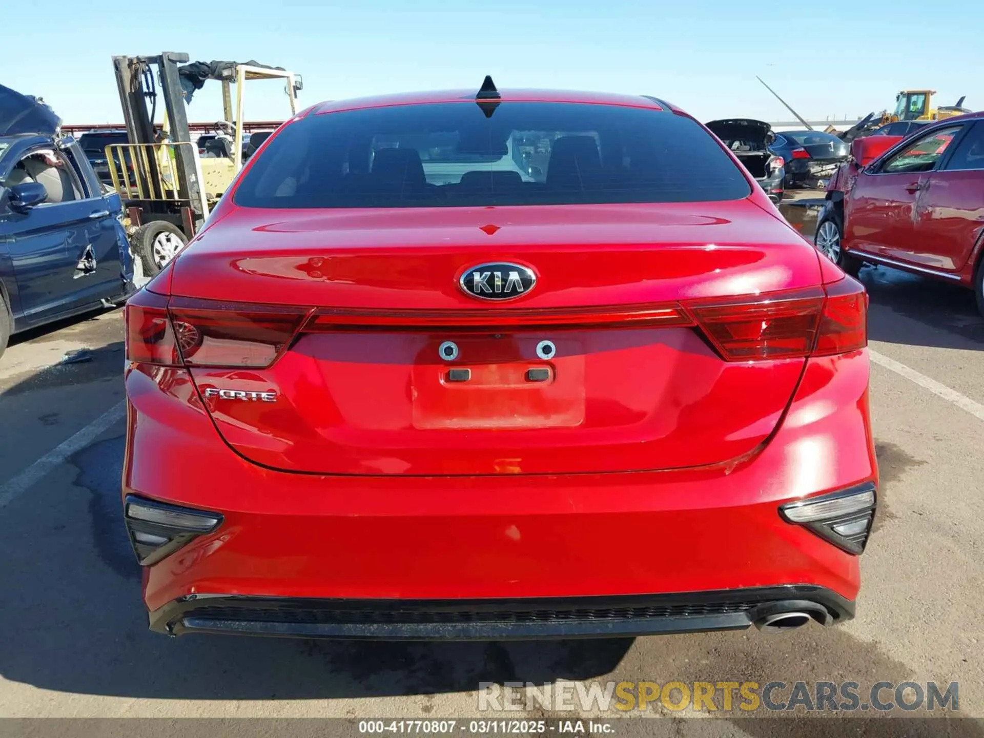 16 Photograph of a damaged car 3KPF24AD8LE237828 KIA FORTE 2020