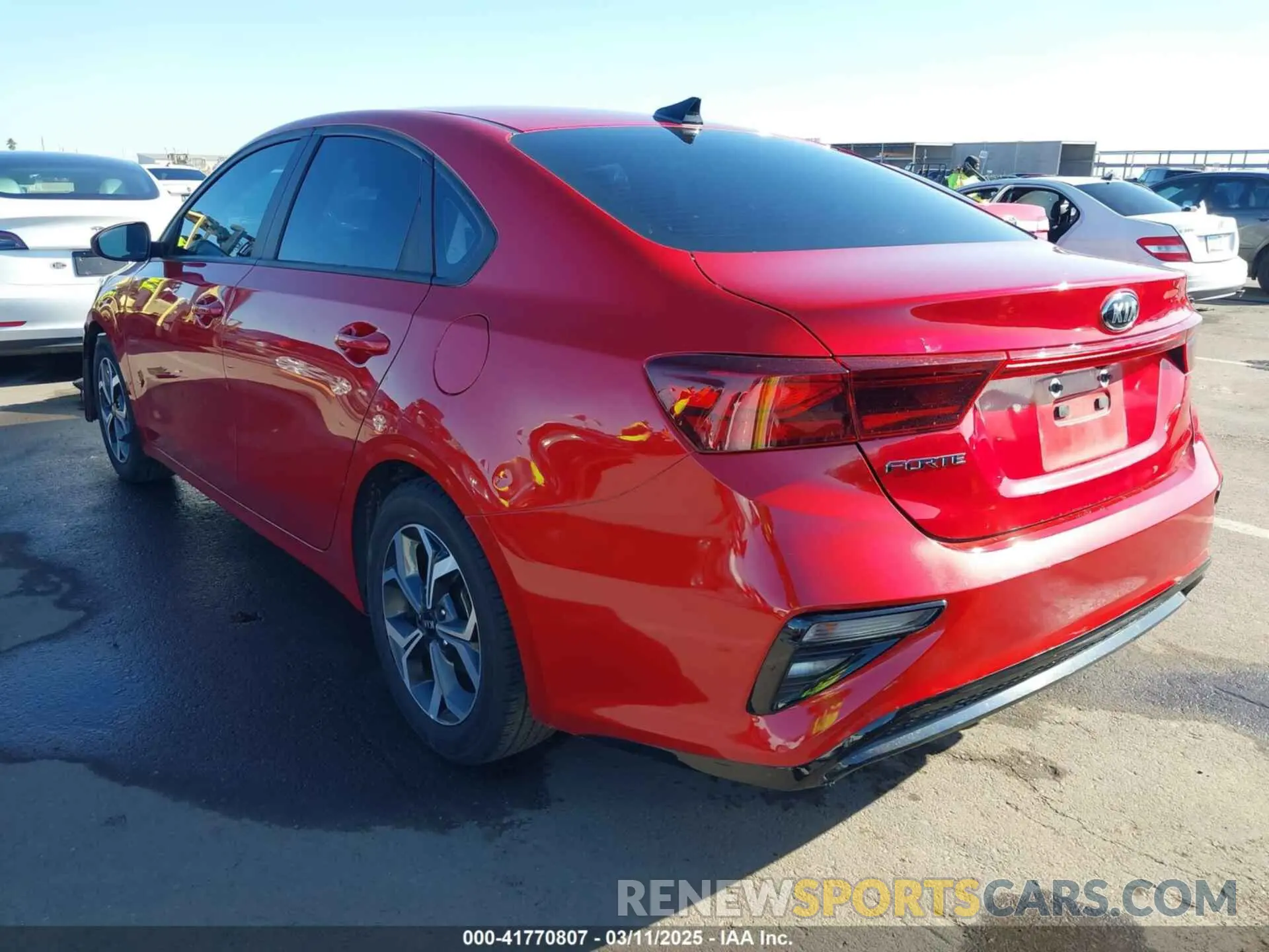 3 Photograph of a damaged car 3KPF24AD8LE237828 KIA FORTE 2020