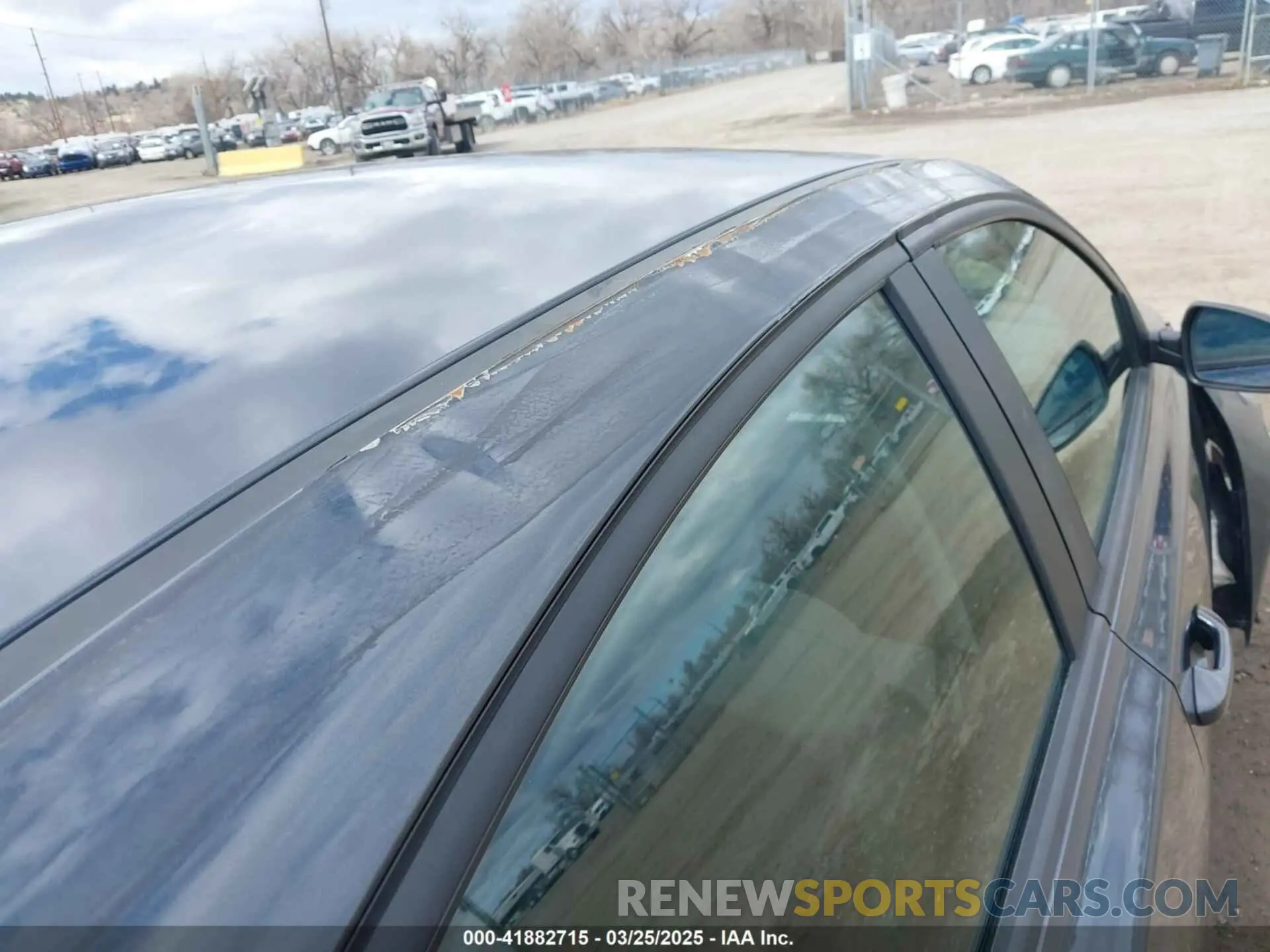 17 Photograph of a damaged car 3KPF24AD8LE243029 KIA FORTE 2020