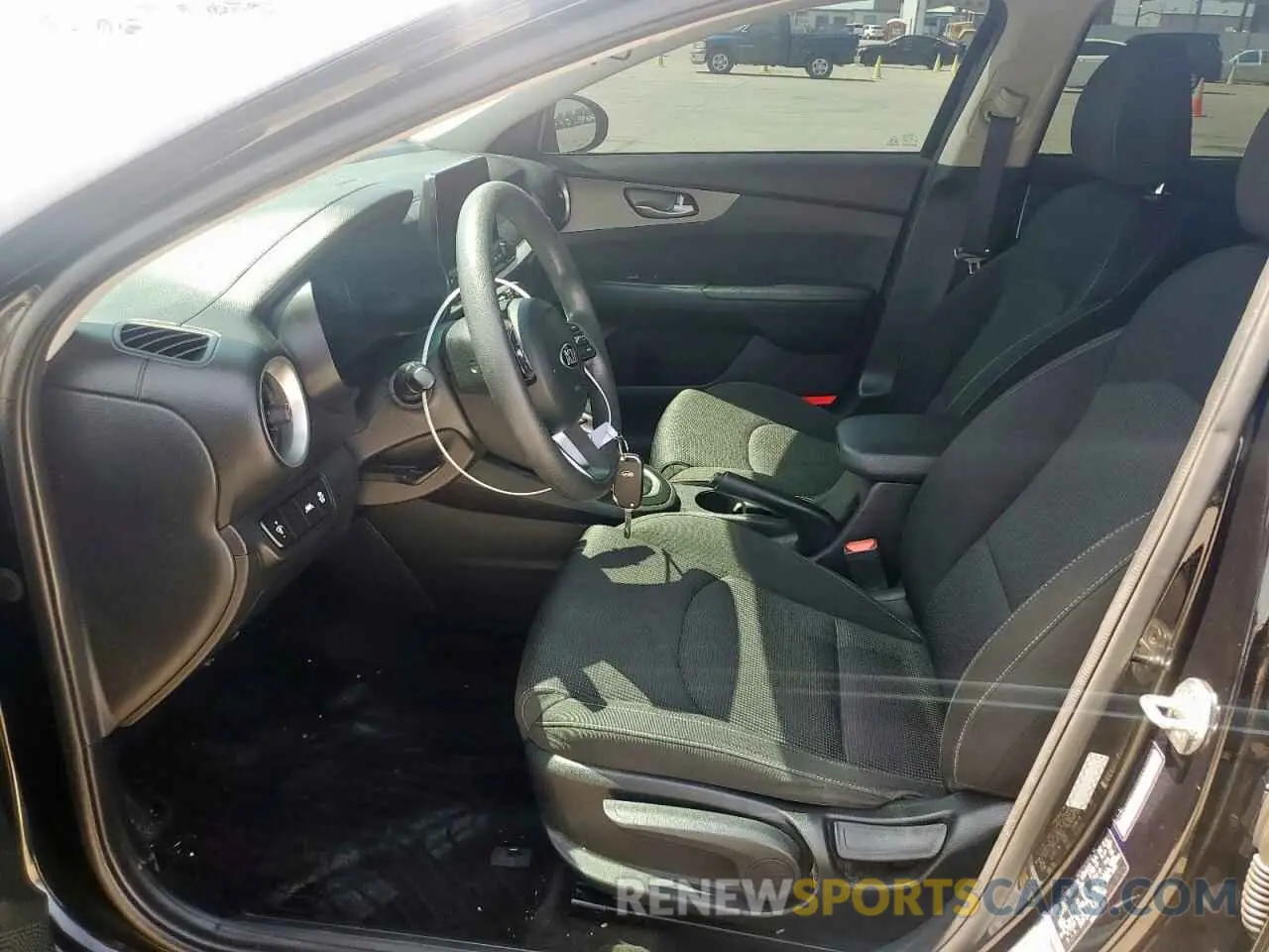 7 Photograph of a damaged car 3KPF24AD8LE249994 KIA FORTE 2020