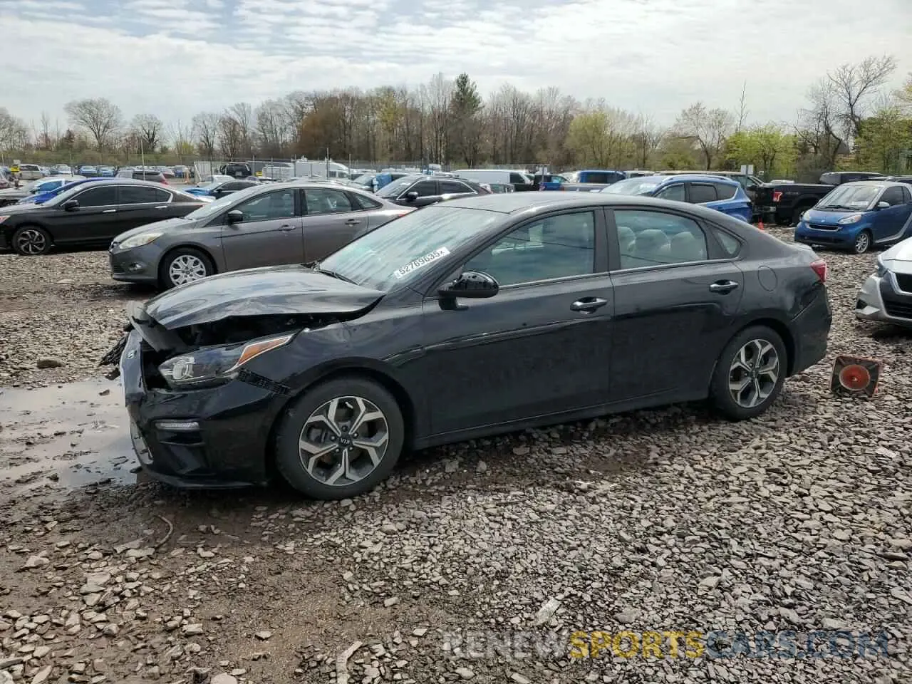 1 Photograph of a damaged car 3KPF24AD8LE253754 KIA FORTE 2020