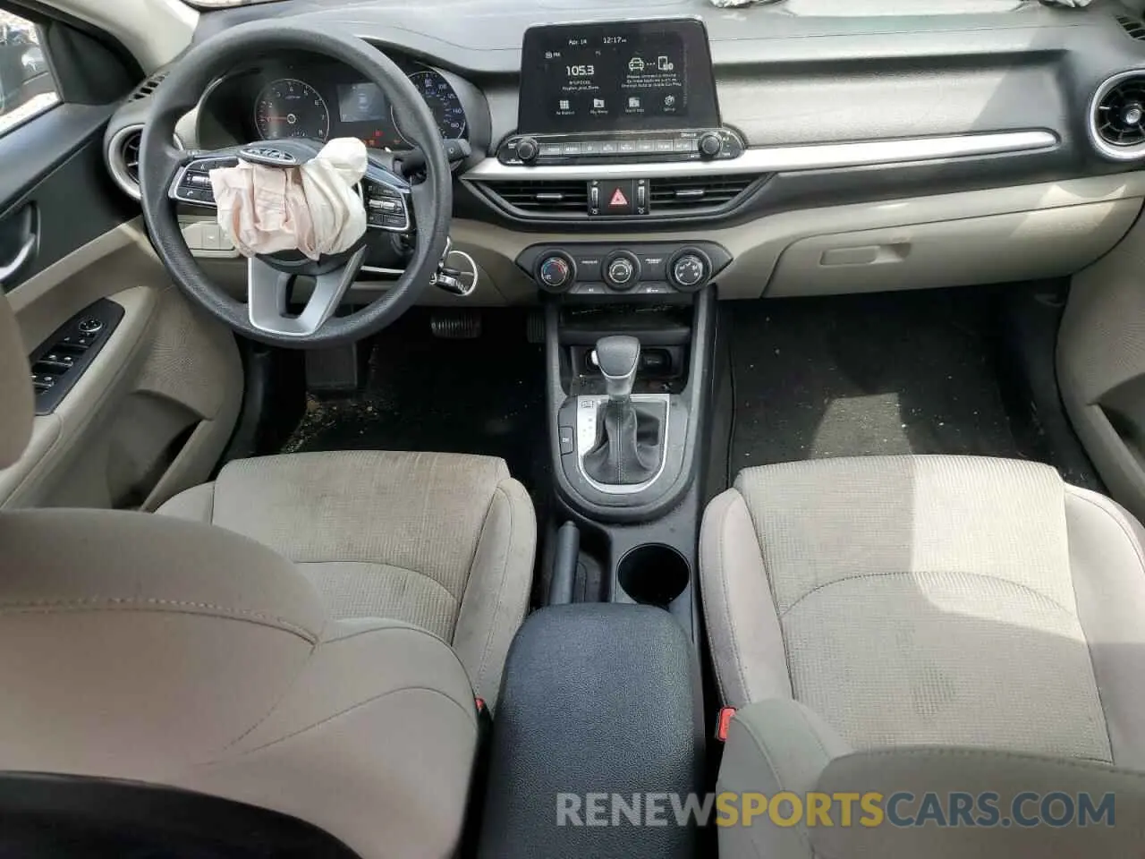 8 Photograph of a damaged car 3KPF24AD8LE253754 KIA FORTE 2020