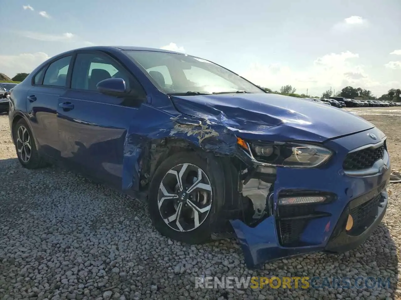 4 Photograph of a damaged car 3KPF24AD8LE256184 KIA FORTE 2020
