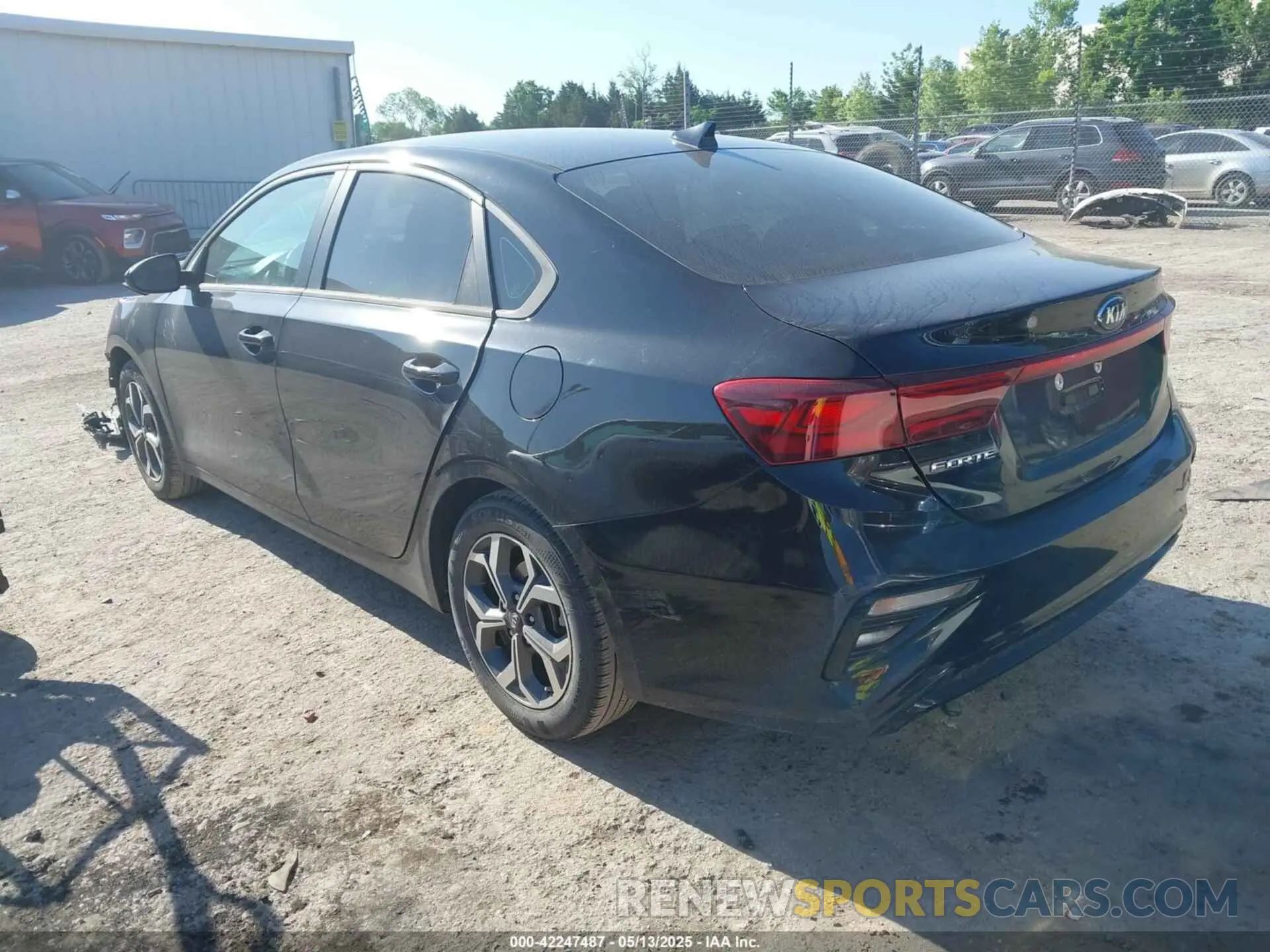 3 Photograph of a damaged car 3KPF24AD8LE257500 KIA FORTE 2020