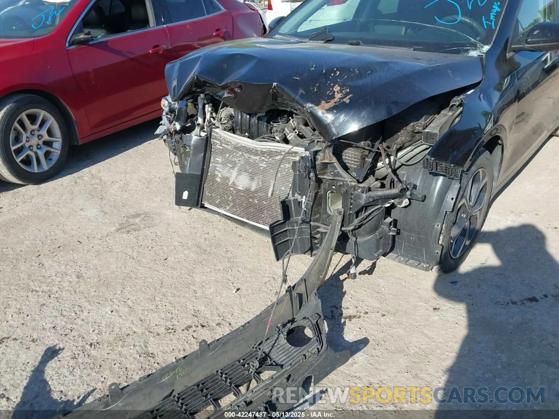 6 Photograph of a damaged car 3KPF24AD8LE257500 KIA FORTE 2020