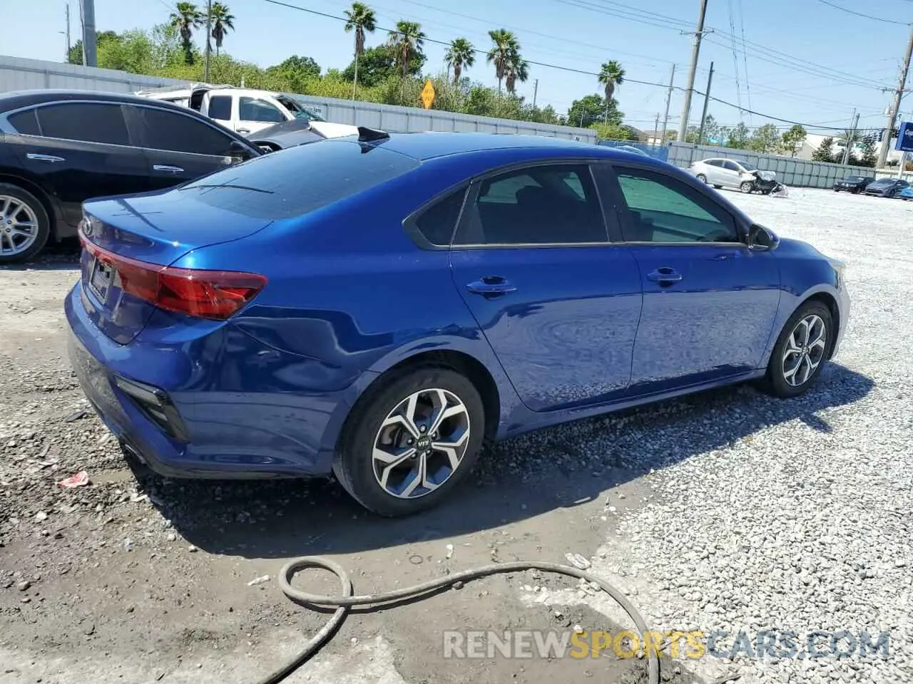 3 Photograph of a damaged car 3KPF24AD8LE260087 KIA FORTE 2020