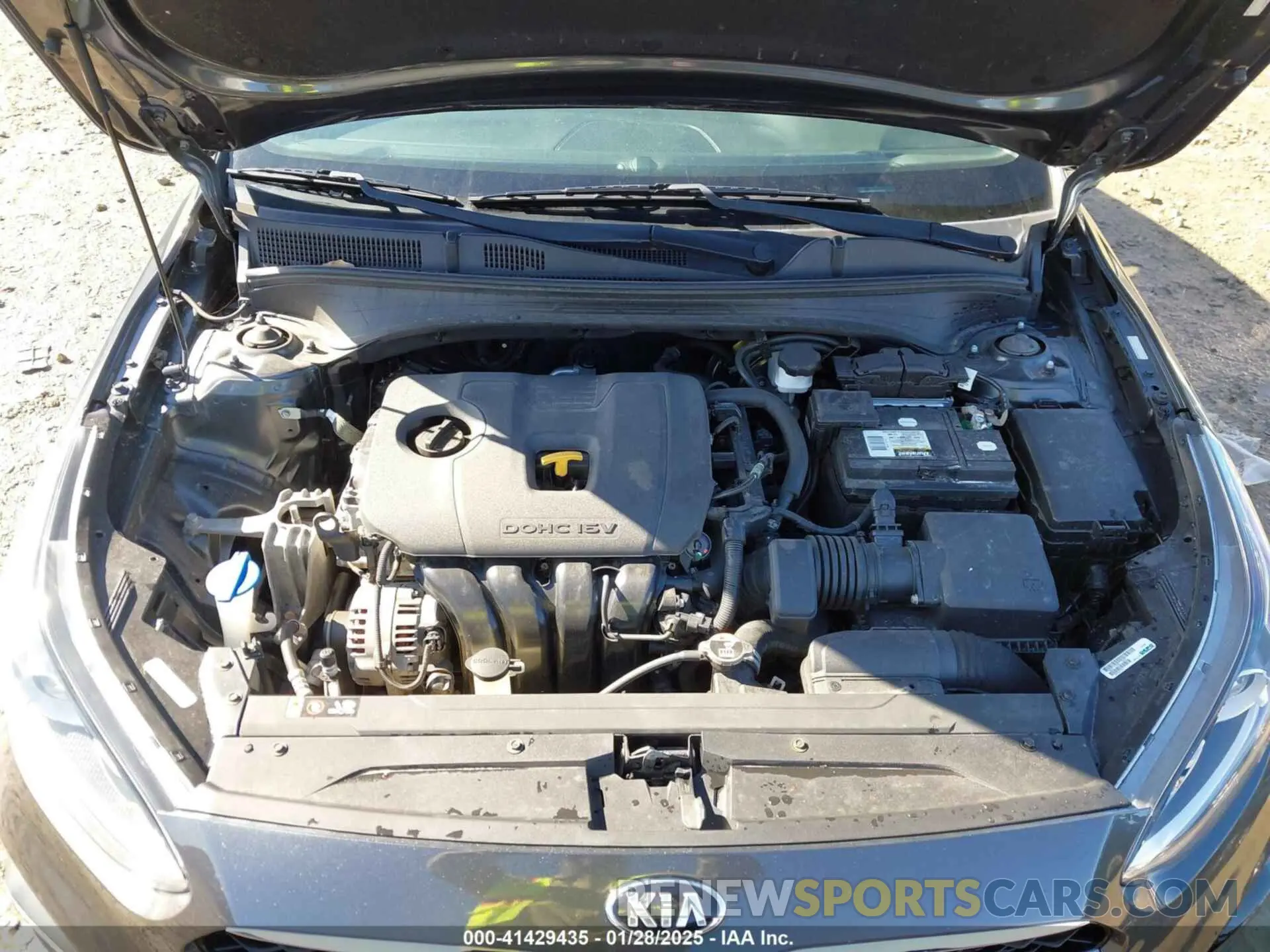 10 Photograph of a damaged car 3KPF24AD9LE142503 KIA FORTE 2020