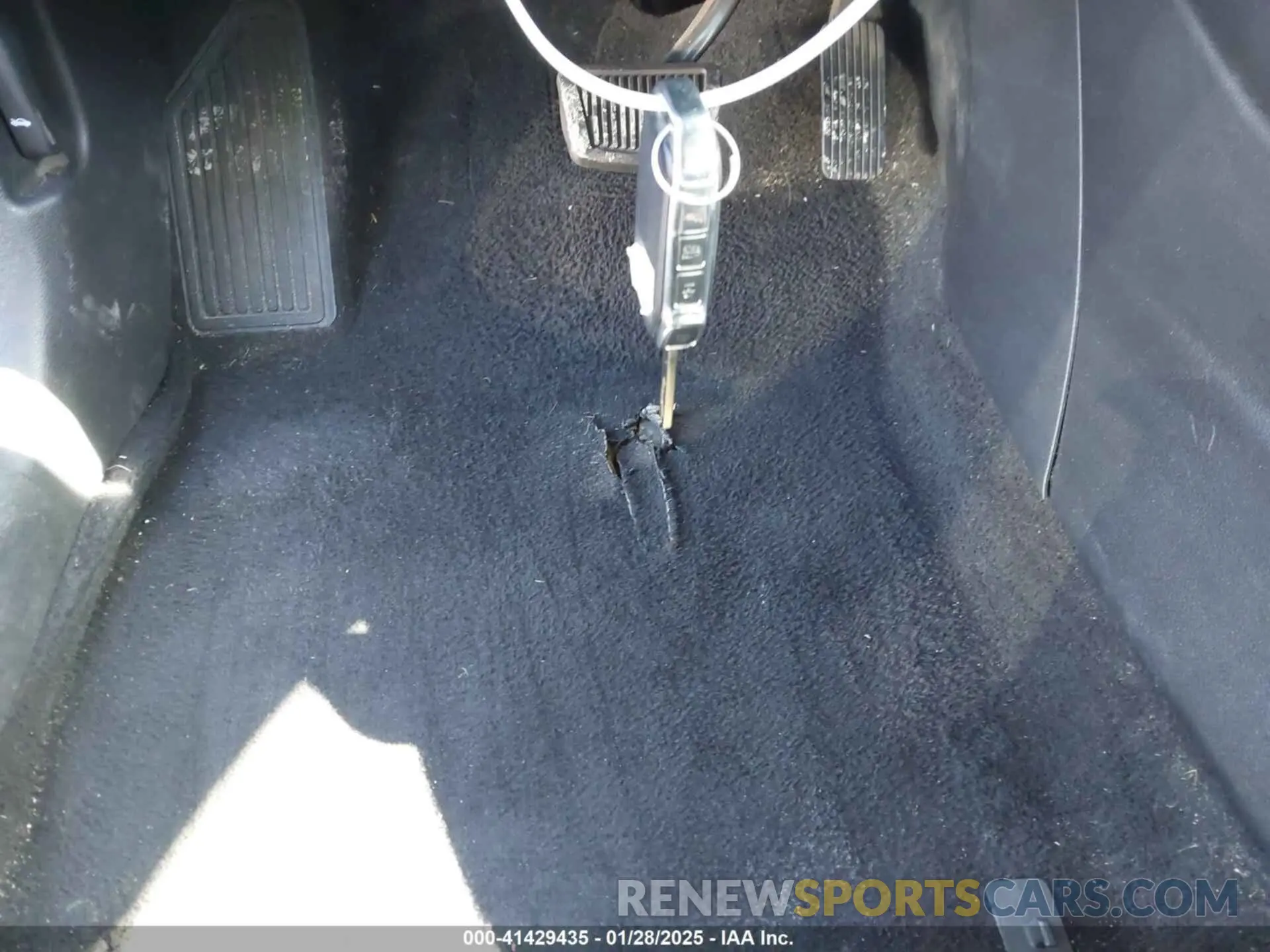 11 Photograph of a damaged car 3KPF24AD9LE142503 KIA FORTE 2020