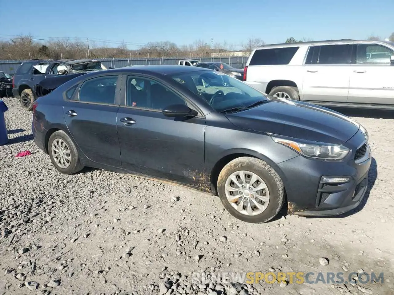 4 Photograph of a damaged car 3KPF24AD9LE155347 KIA FORTE 2020