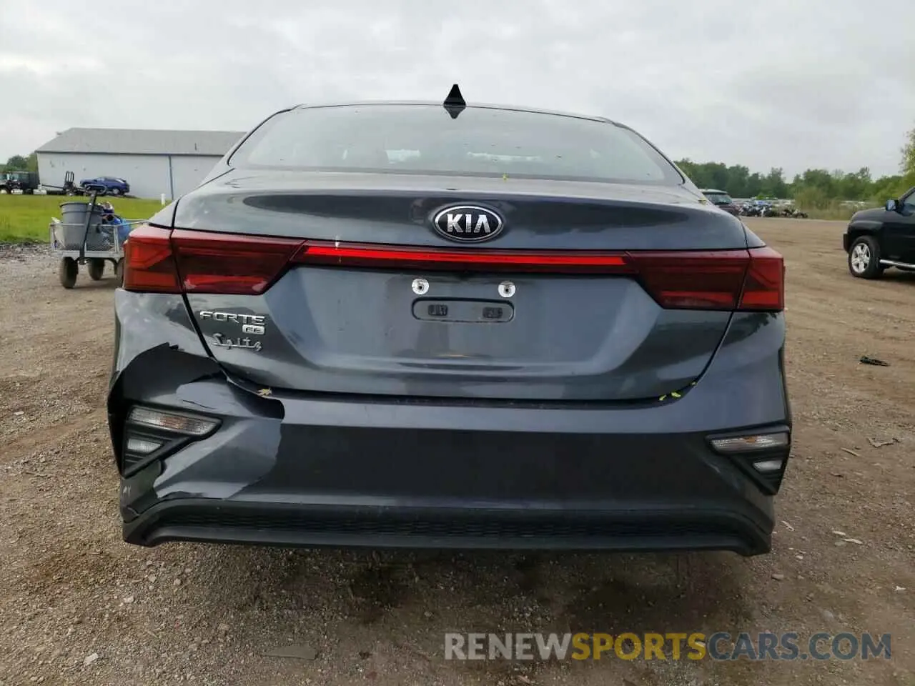 6 Photograph of a damaged car 3KPF24AD9LE173606 KIA FORTE 2020