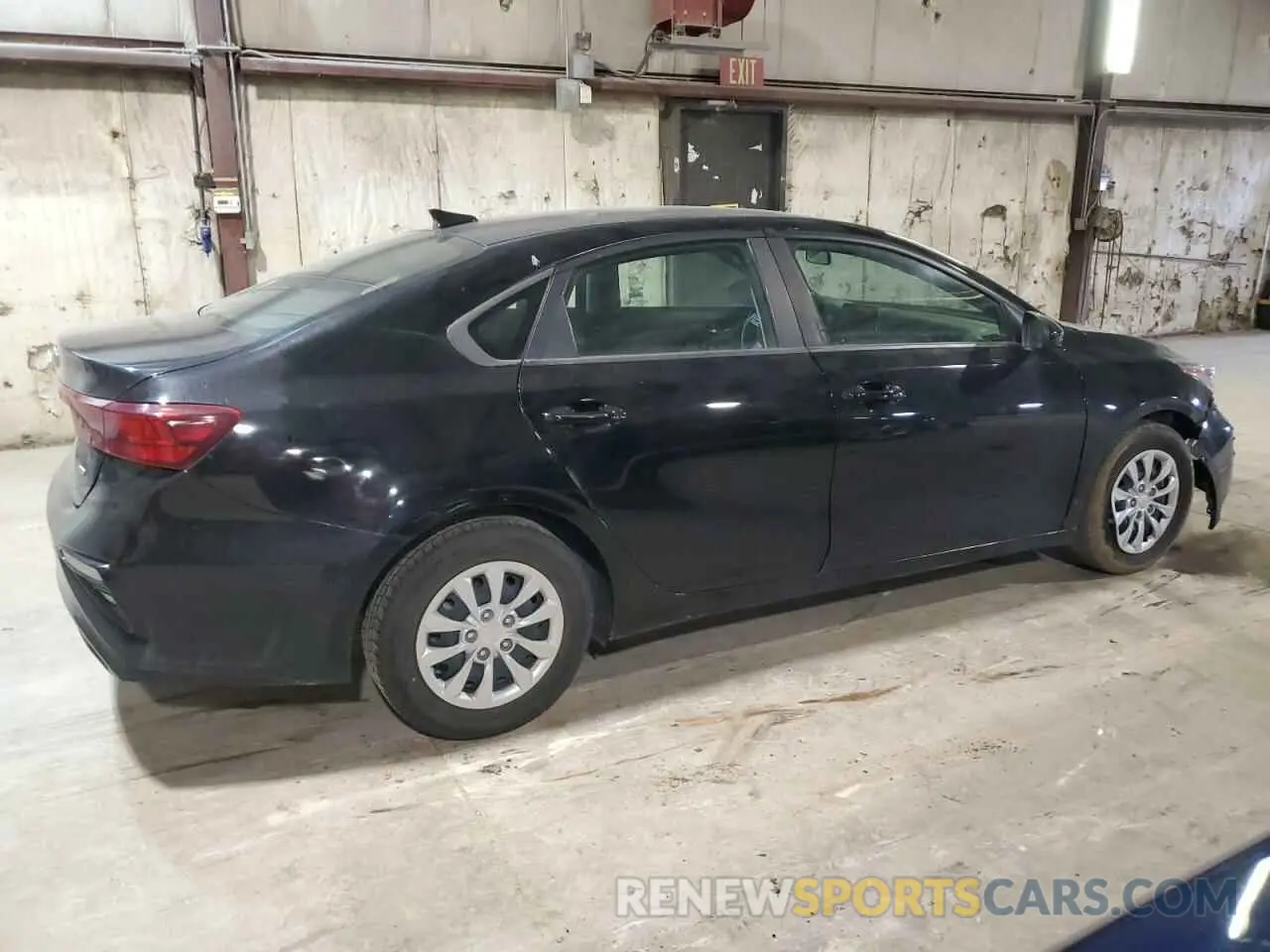3 Photograph of a damaged car 3KPF24AD9LE174111 KIA FORTE 2020