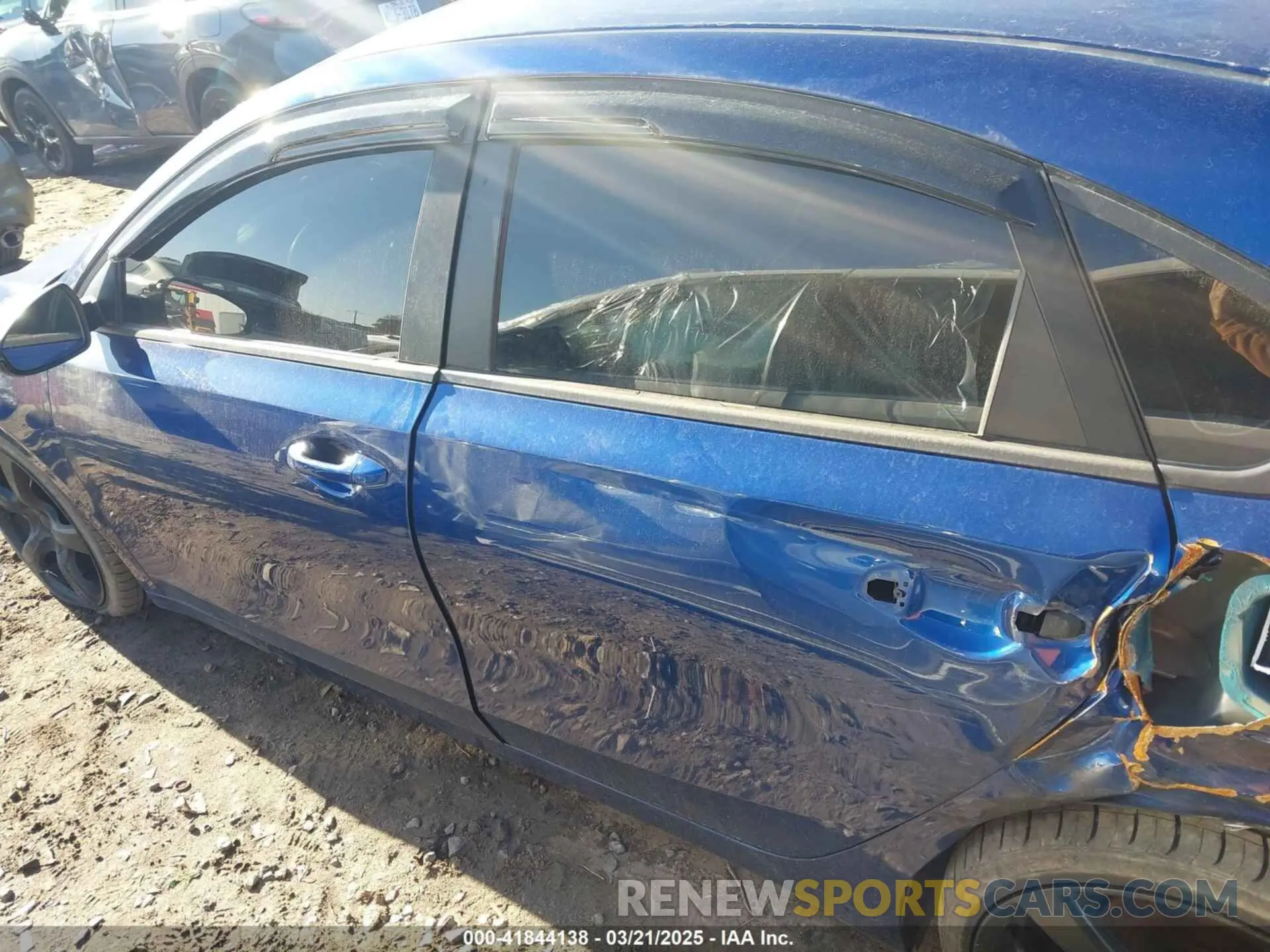 14 Photograph of a damaged car 3KPF24AD9LE179289 KIA FORTE 2020