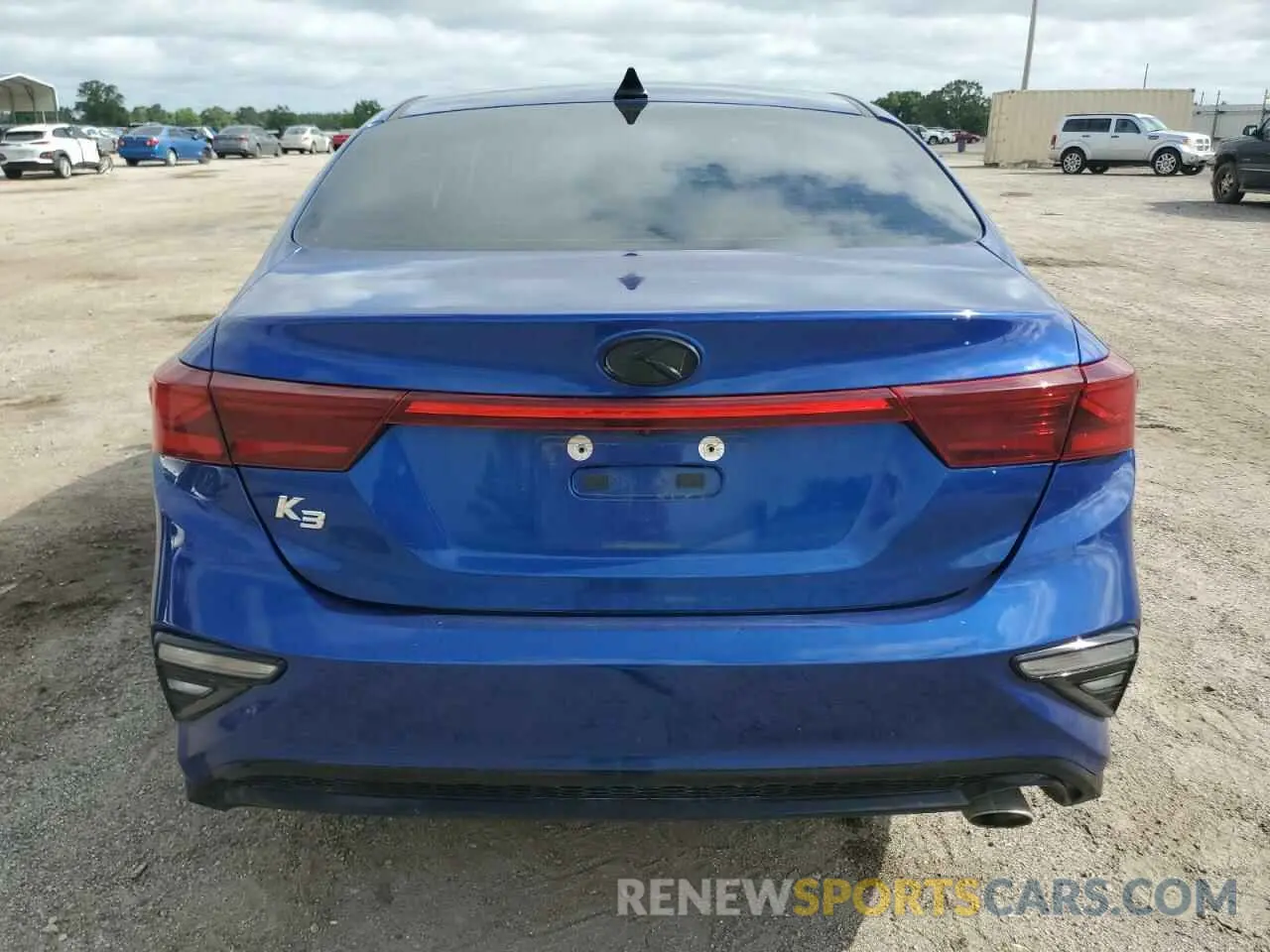 6 Photograph of a damaged car 3KPF24AD9LE186856 KIA FORTE 2020
