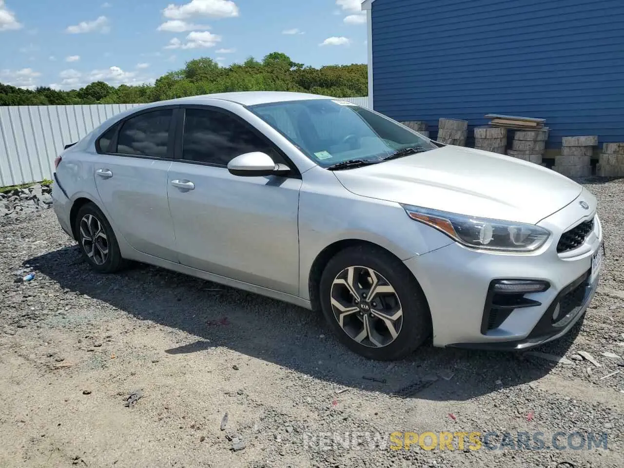 4 Photograph of a damaged car 3KPF24AD9LE202702 KIA FORTE 2020