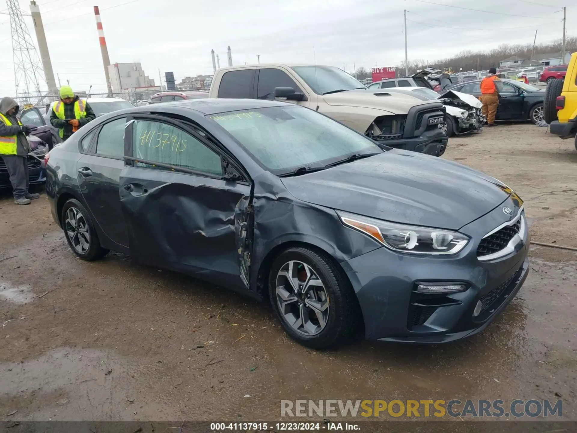 1 Photograph of a damaged car 3KPF24AD9LE204708 KIA FORTE 2020