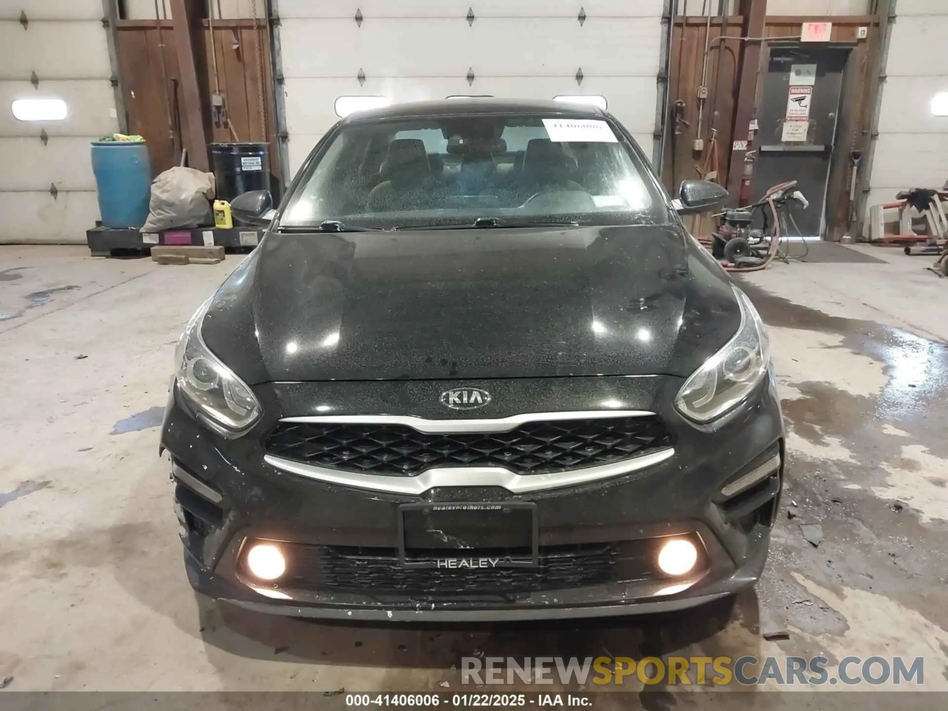 12 Photograph of a damaged car 3KPF24AD9LE224943 KIA FORTE 2020
