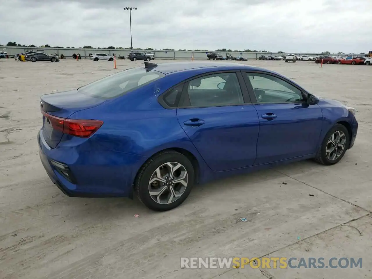 3 Photograph of a damaged car 3KPF24AD9LE248711 KIA FORTE 2020