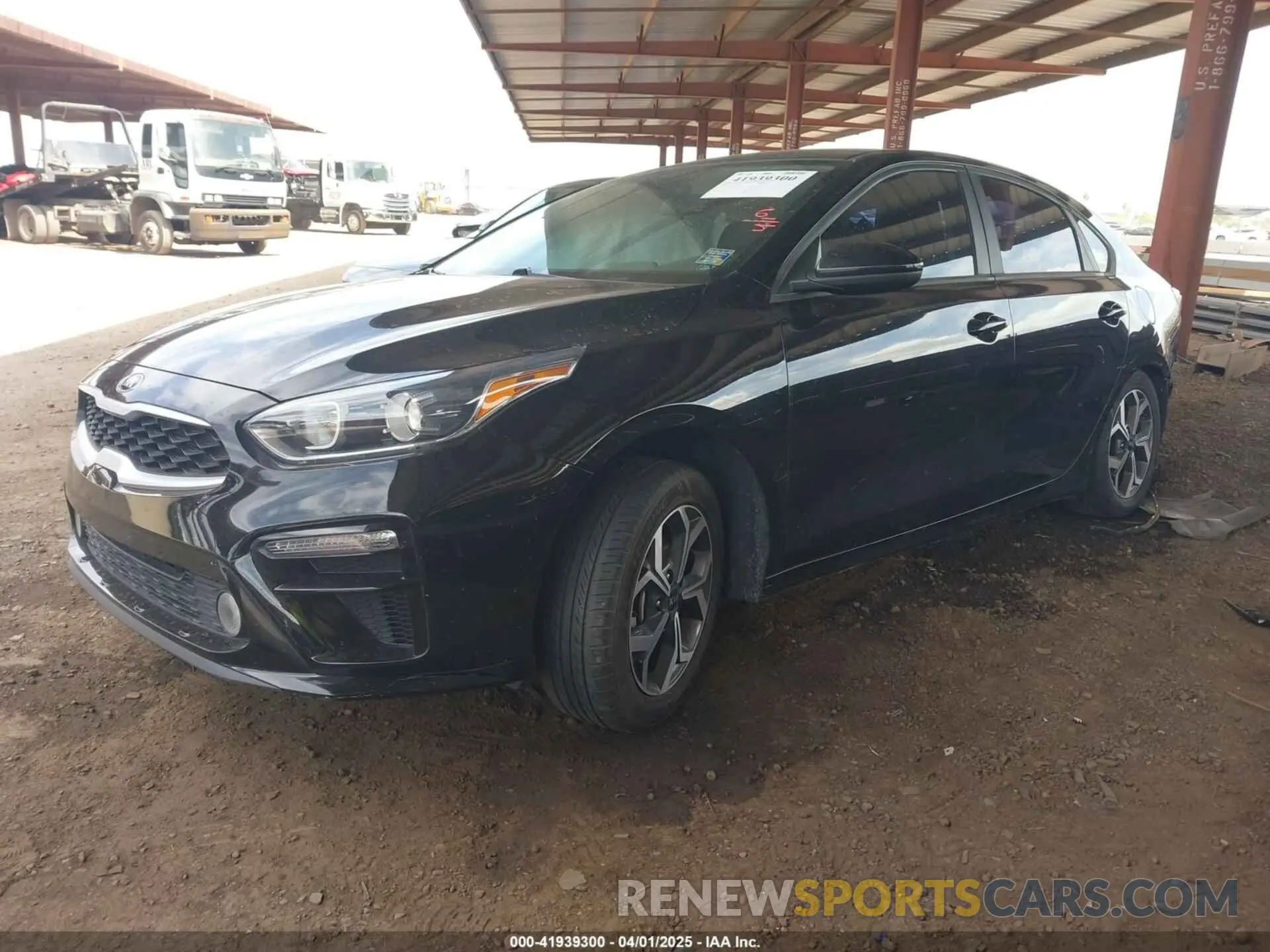 2 Photograph of a damaged car 3KPF24AD9LE255125 KIA FORTE 2020
