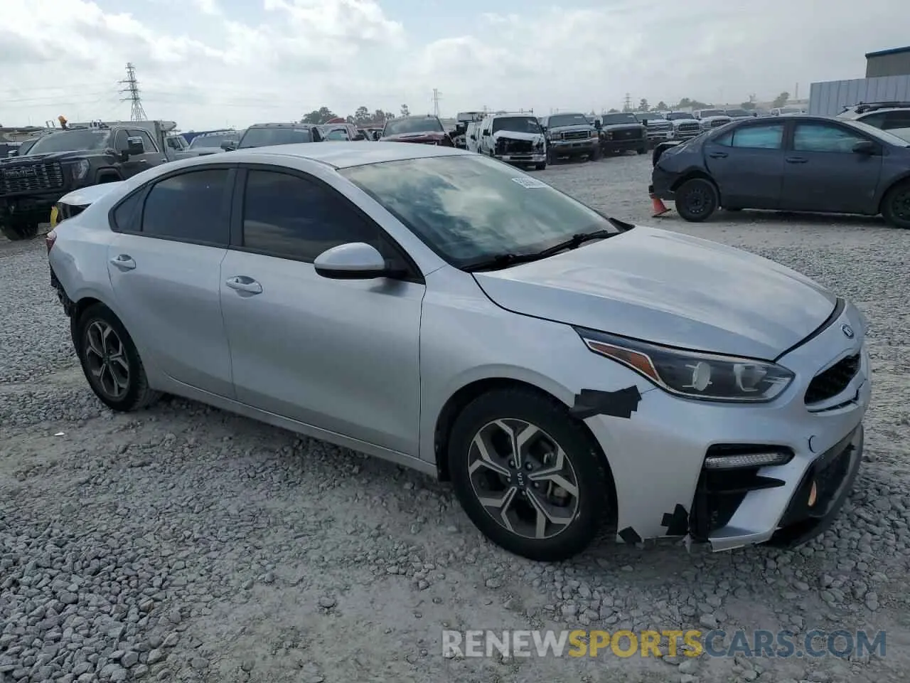 4 Photograph of a damaged car 3KPF24ADXLE149623 KIA FORTE 2020