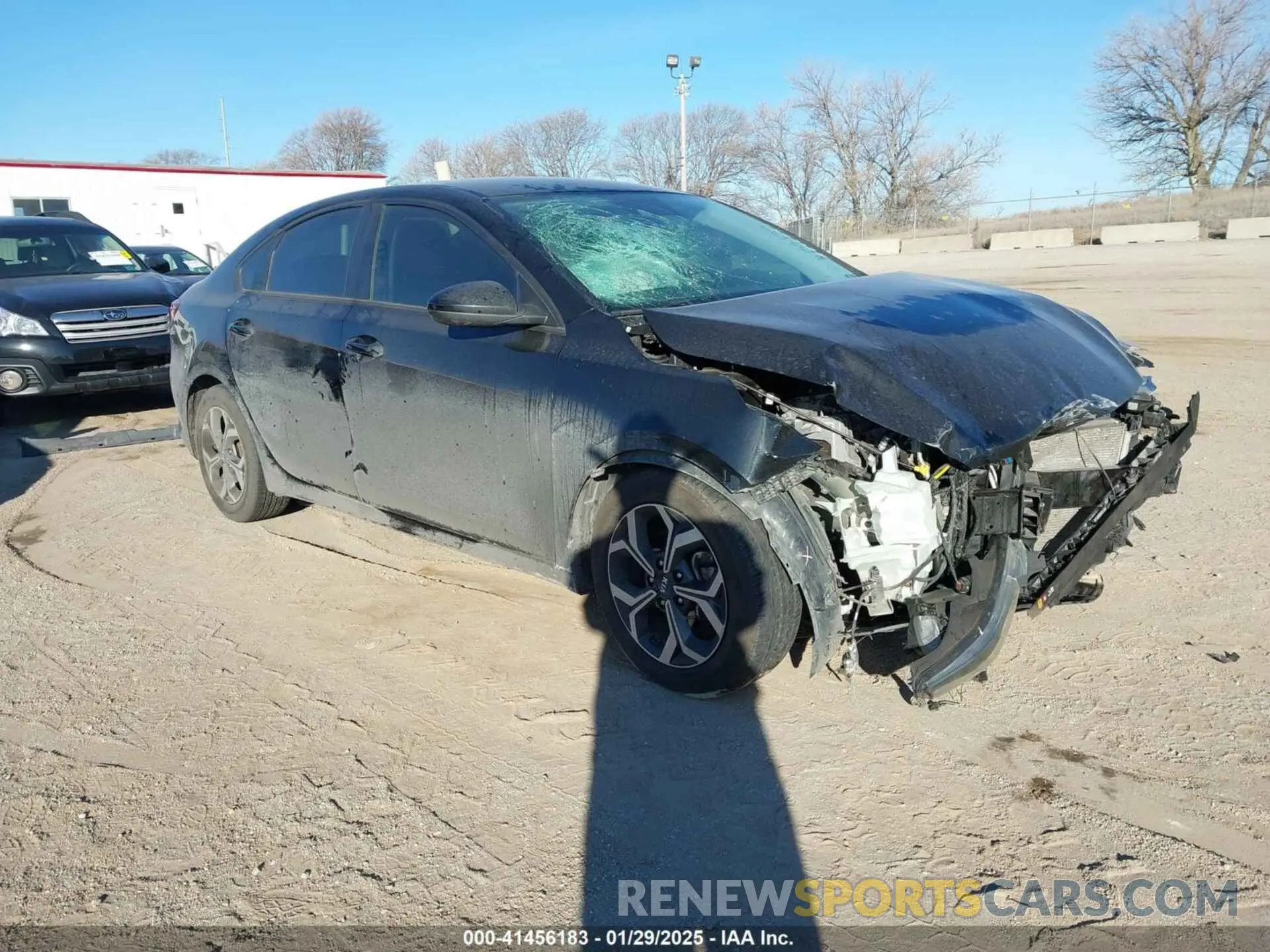 1 Photograph of a damaged car 3KPF24ADXLE178555 KIA FORTE 2020