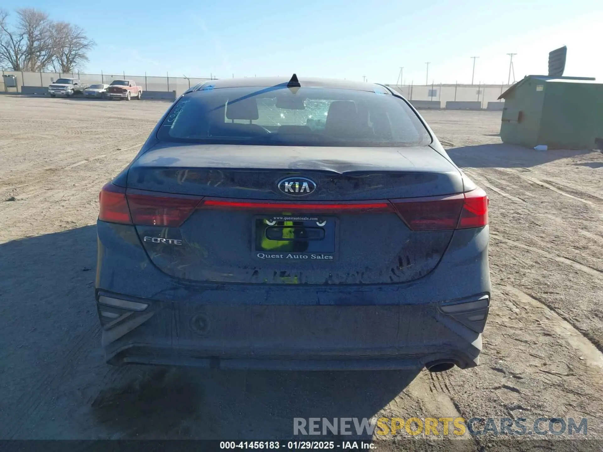 15 Photograph of a damaged car 3KPF24ADXLE178555 KIA FORTE 2020