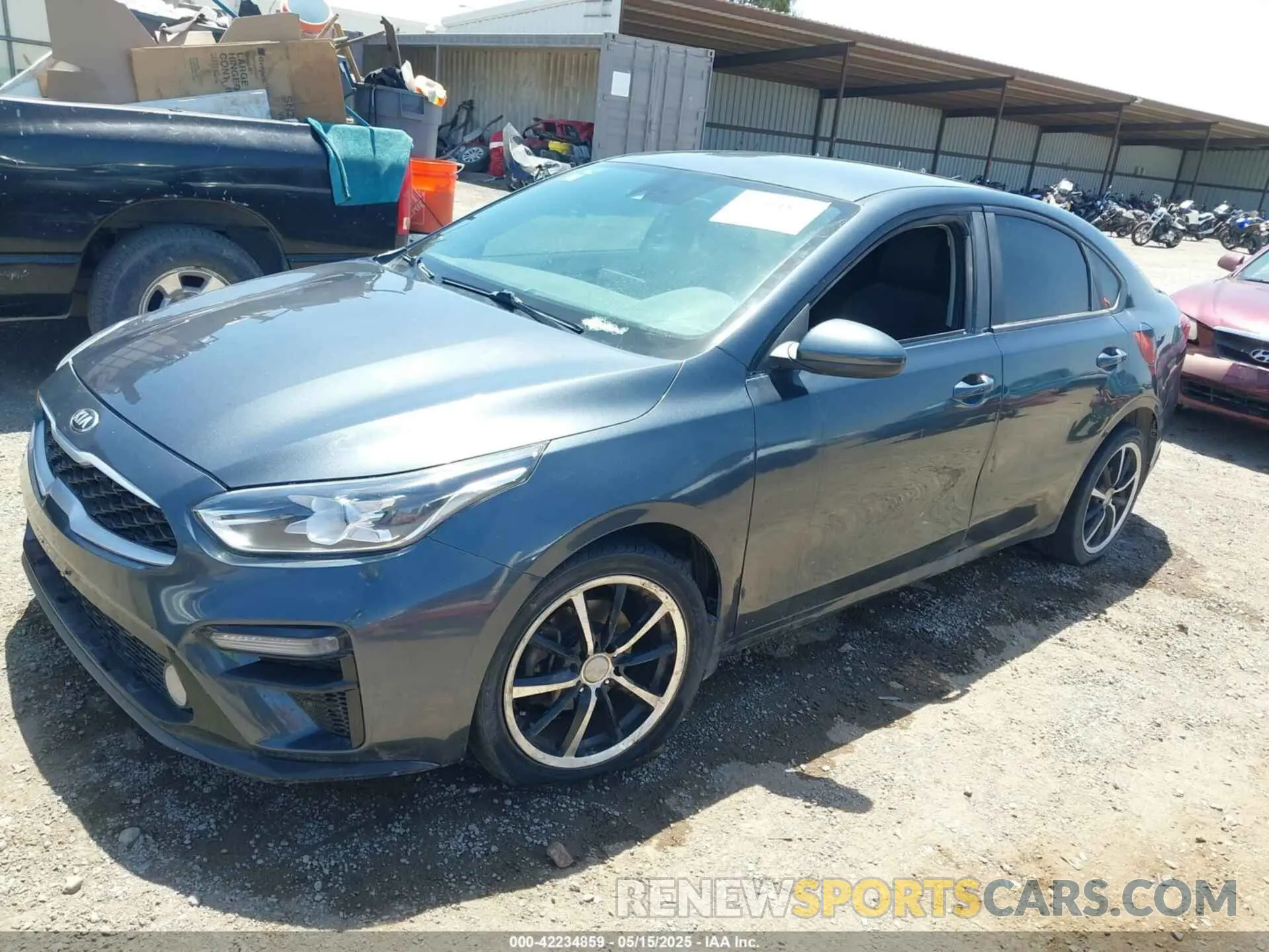 2 Photograph of a damaged car 3KPF24ADXLE202725 KIA FORTE 2020