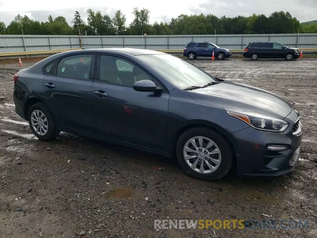 4 Photograph of a damaged car 3KPF24ADXLE203647 KIA FORTE 2020