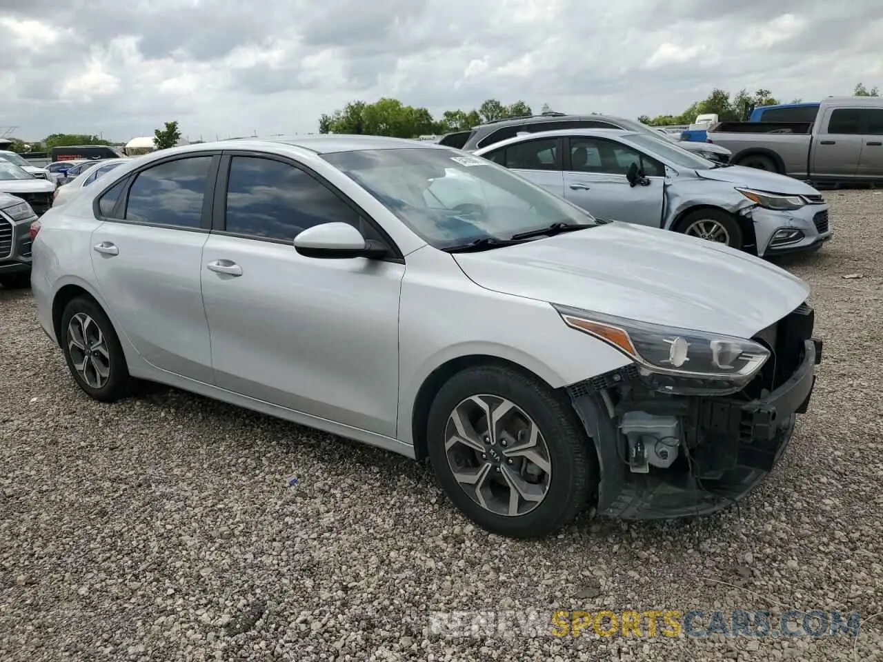4 Photograph of a damaged car 3KPF24ADXLE207228 KIA FORTE 2020