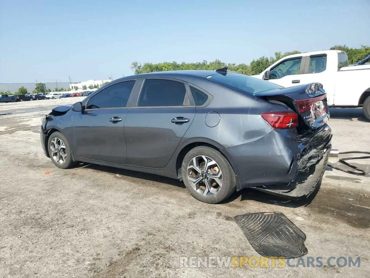 2 Photograph of a damaged car 3KPF24ADXLE232940 KIA FORTE 2020
