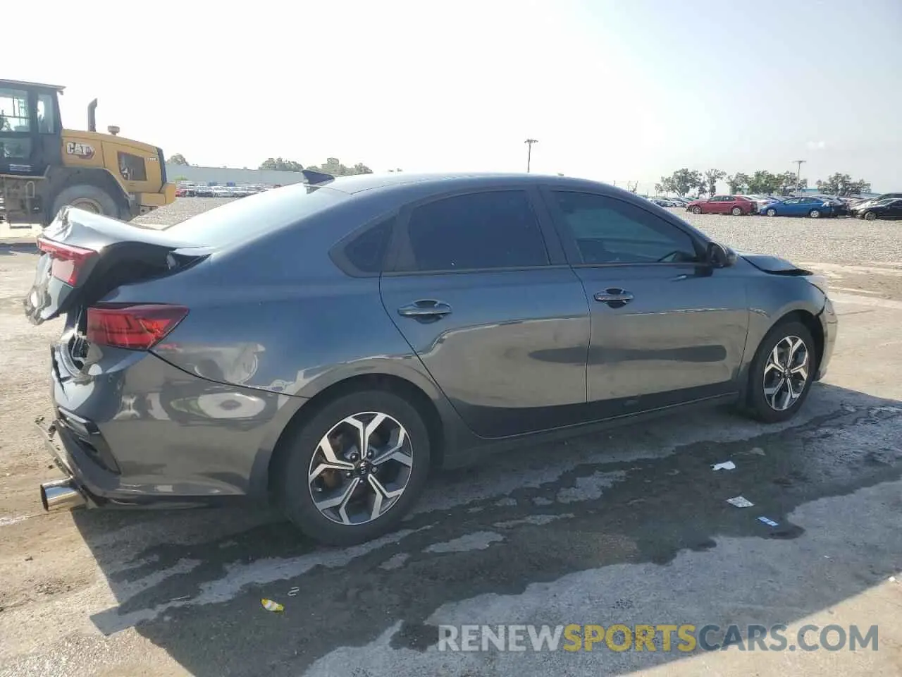 3 Photograph of a damaged car 3KPF24ADXLE232940 KIA FORTE 2020