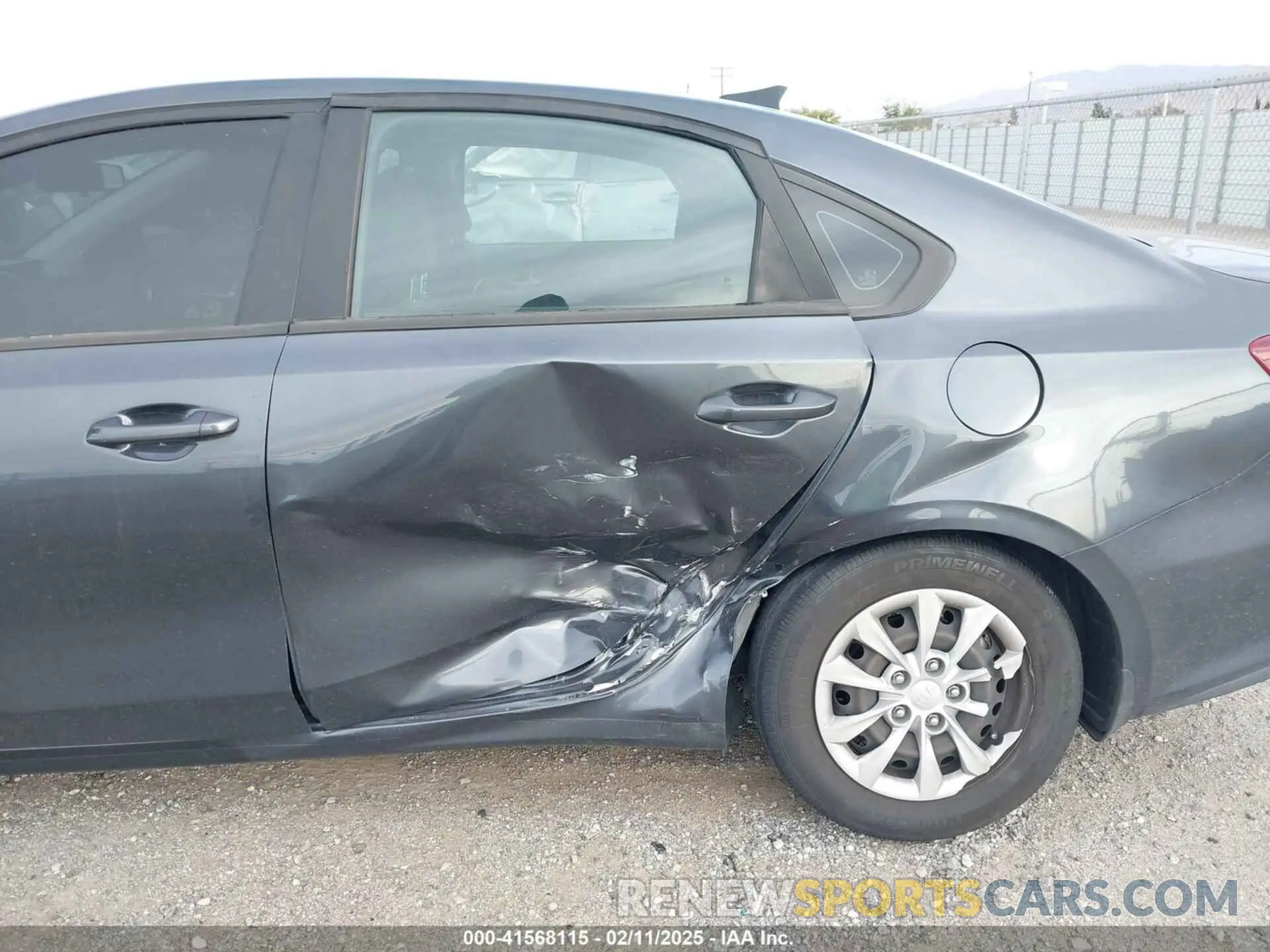 6 Photograph of a damaged car 3KPF24ADXLE248796 KIA FORTE 2020