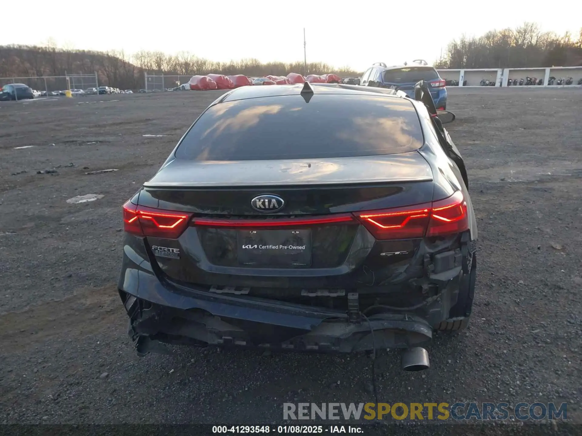 16 Photograph of a damaged car 3KPF34AD0LE145898 KIA FORTE 2020