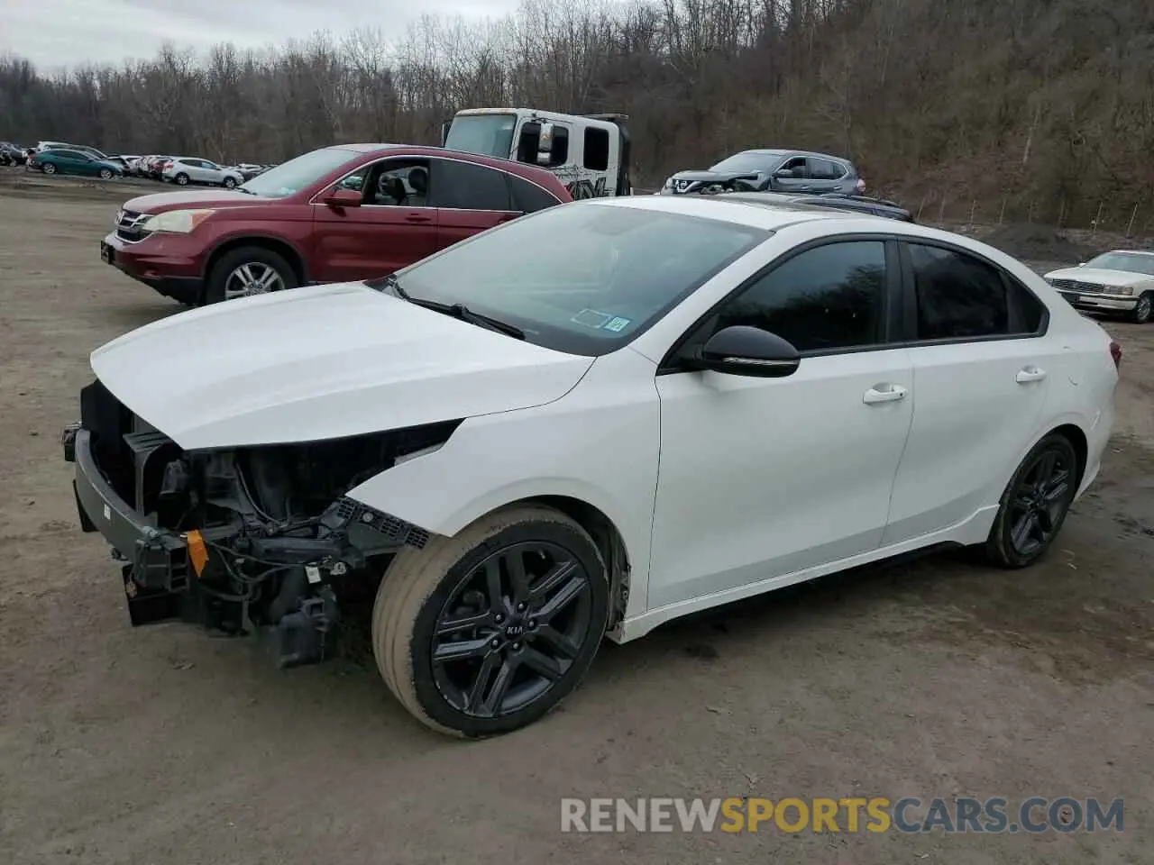 1 Photograph of a damaged car 3KPF34AD0LE198052 KIA FORTE 2020