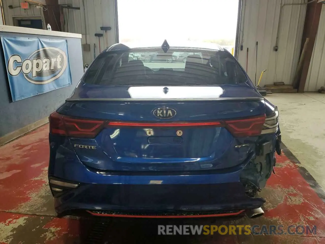 6 Photograph of a damaged car 3KPF34AD0LE222205 KIA FORTE 2020