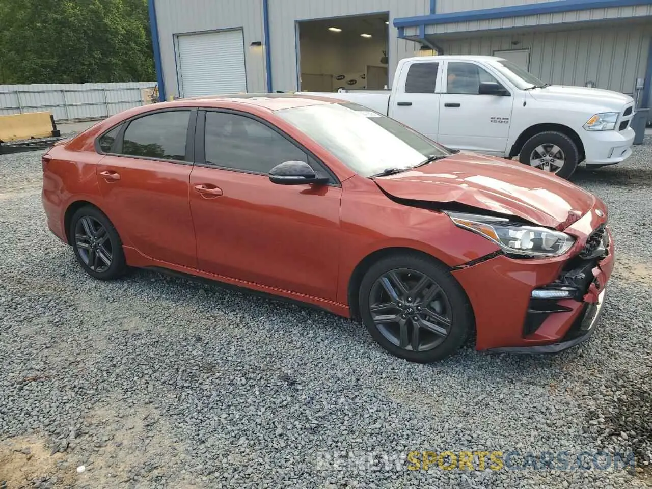 4 Photograph of a damaged car 3KPF34AD0LE231860 KIA FORTE 2020