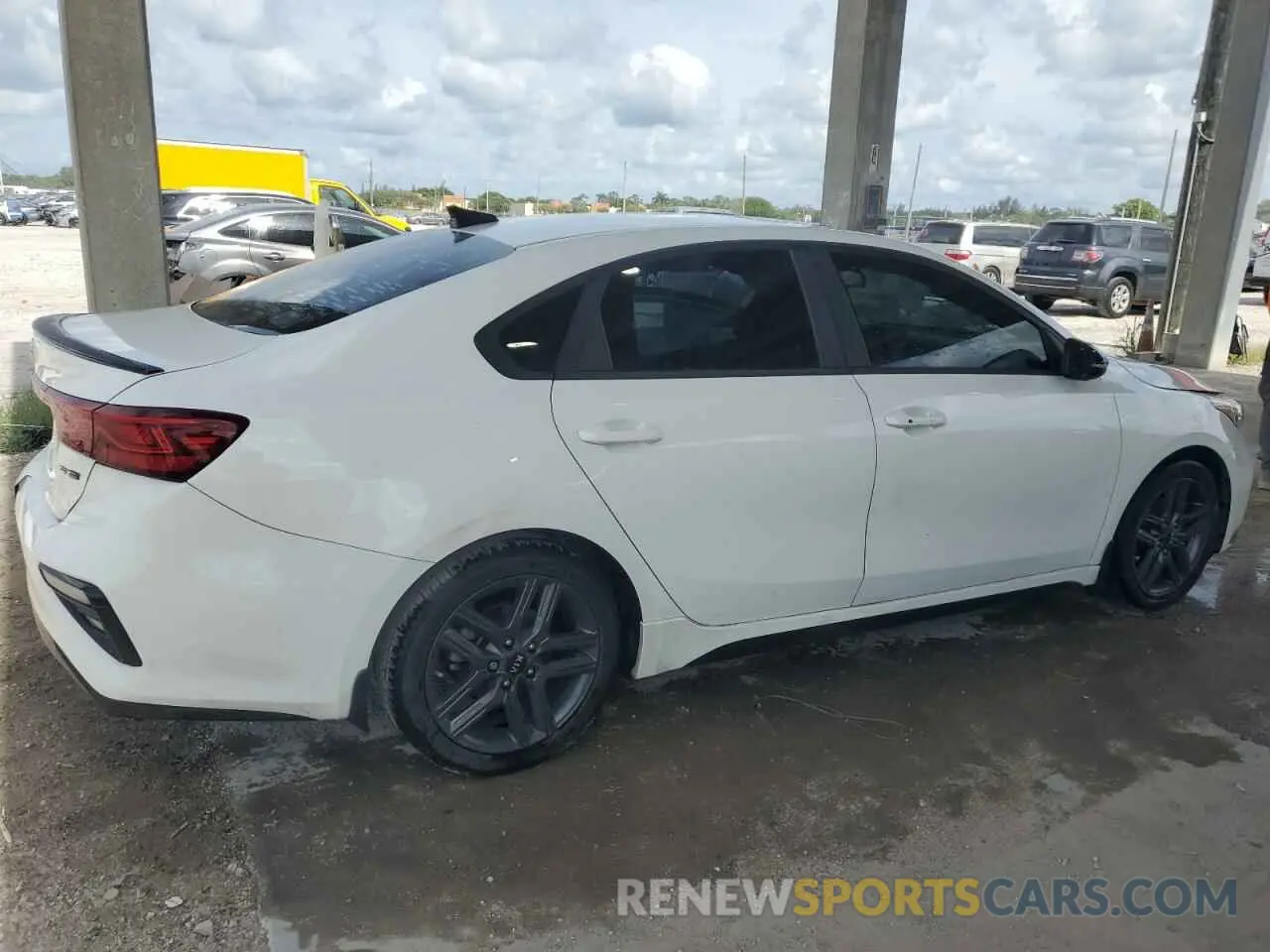 3 Photograph of a damaged car 3KPF34AD1LE178876 KIA FORTE 2020