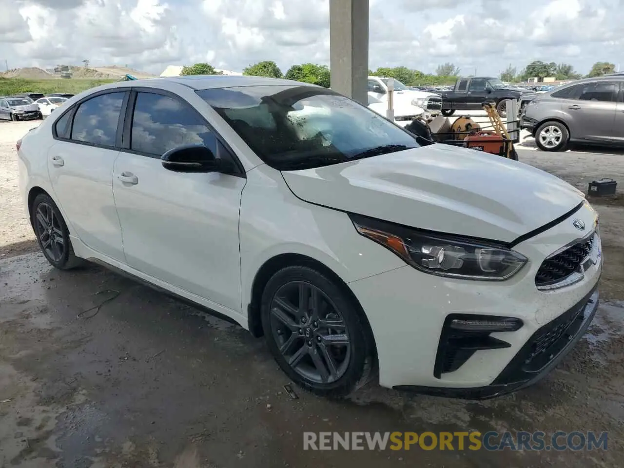 4 Photograph of a damaged car 3KPF34AD1LE178876 KIA FORTE 2020