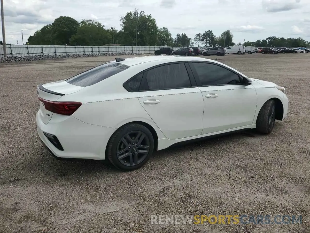 3 Photograph of a damaged car 3KPF34AD1LE227414 KIA FORTE 2020