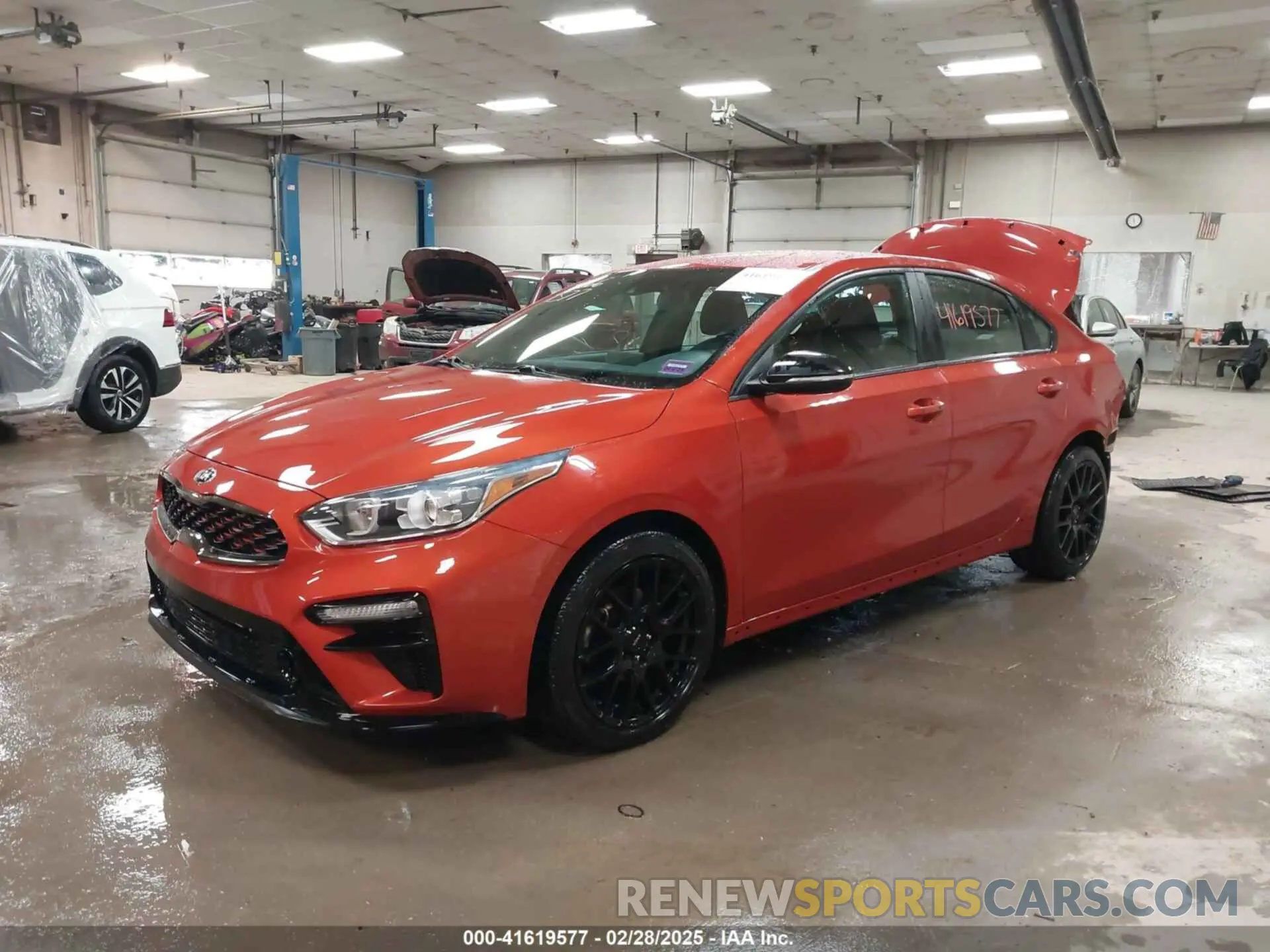 2 Photograph of a damaged car 3KPF34AD1LE239613 KIA FORTE 2020