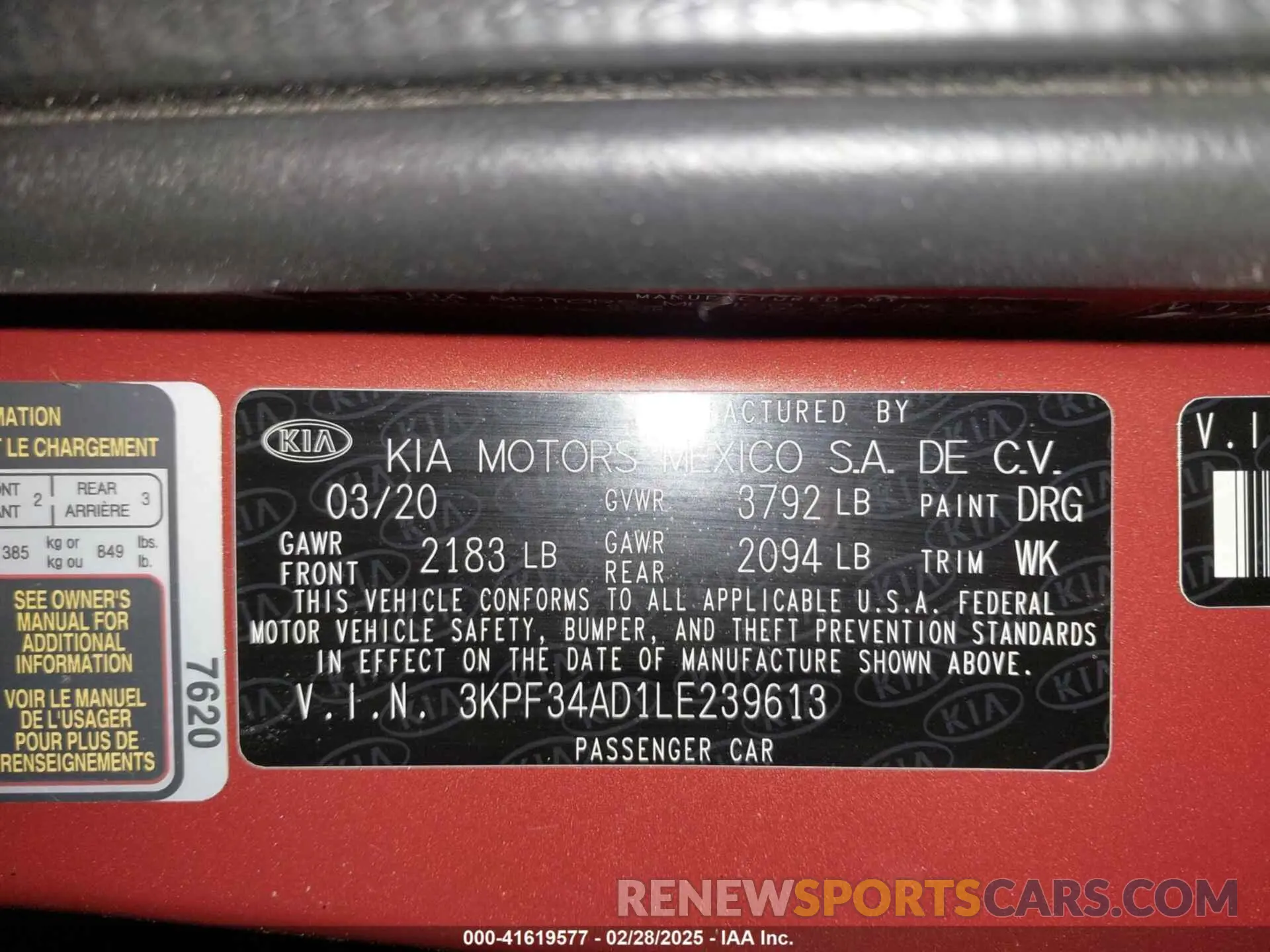9 Photograph of a damaged car 3KPF34AD1LE239613 KIA FORTE 2020