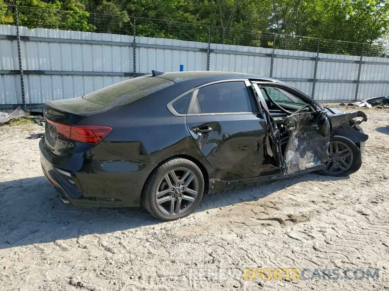 3 Photograph of a damaged car 3KPF34AD1LE248957 KIA FORTE 2020