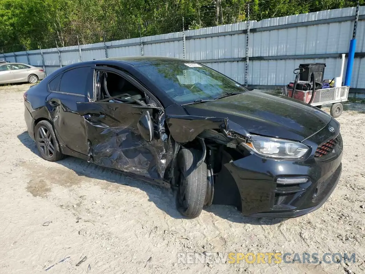 4 Photograph of a damaged car 3KPF34AD1LE248957 KIA FORTE 2020