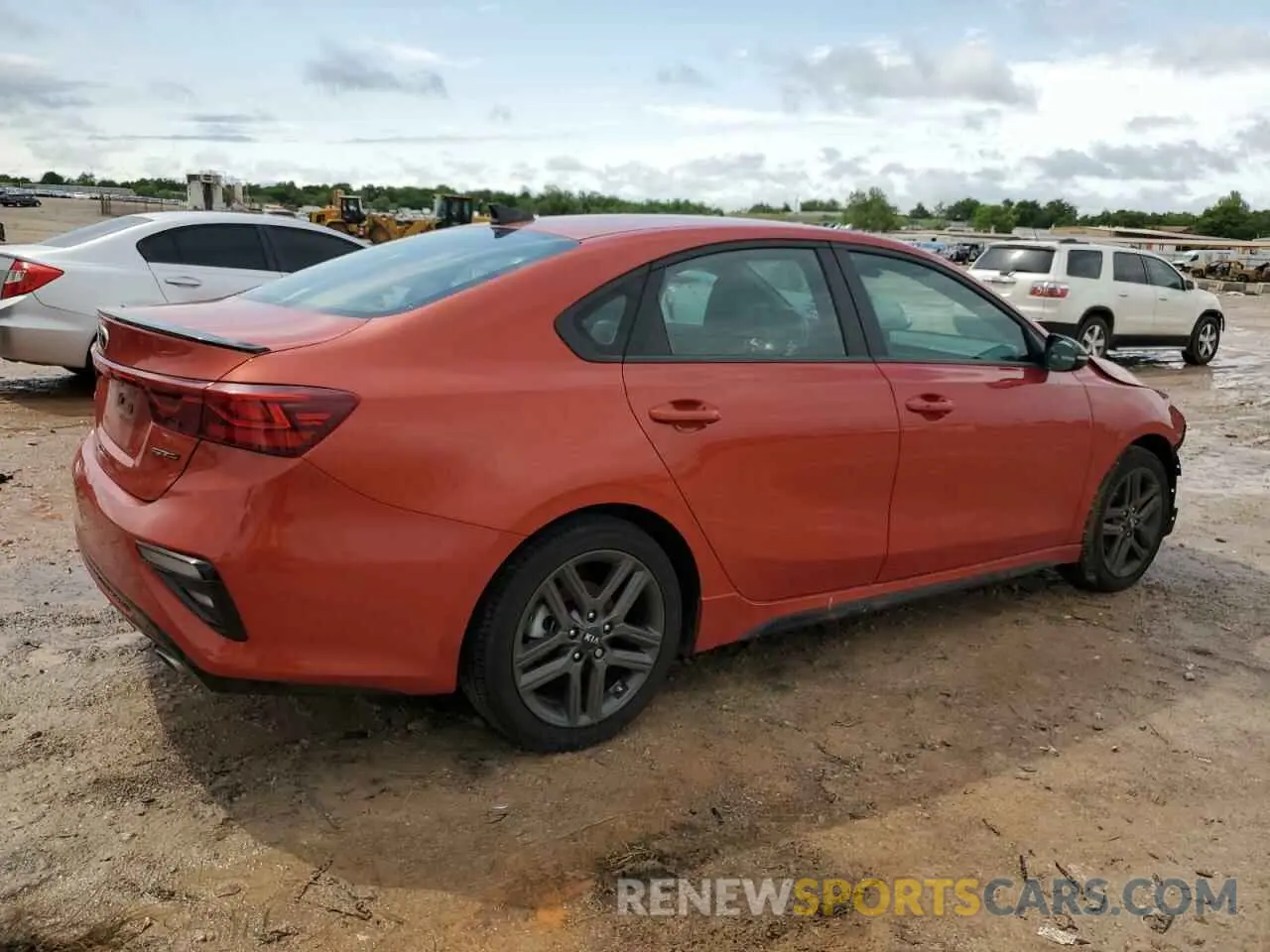 3 Photograph of a damaged car 3KPF34AD1LE258016 KIA FORTE 2020